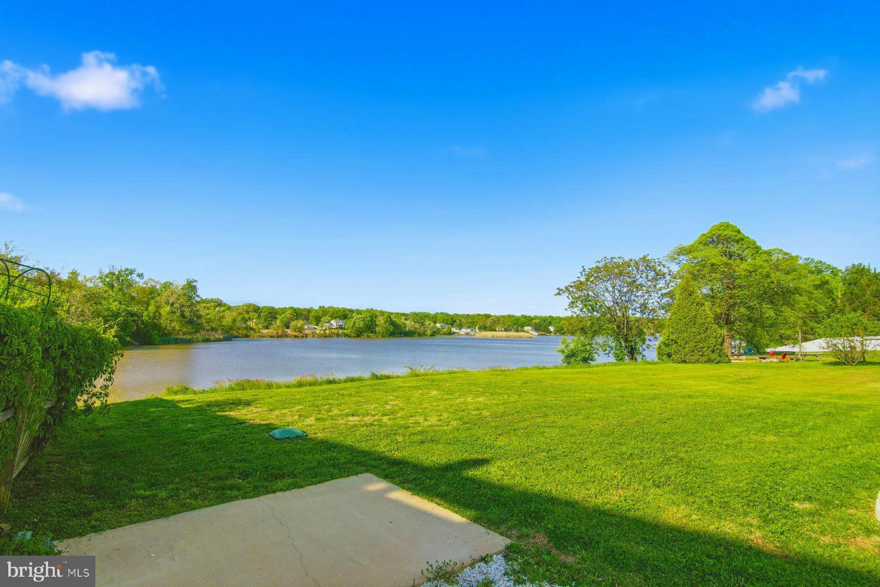 BIRD RIVER GROVE - Residential