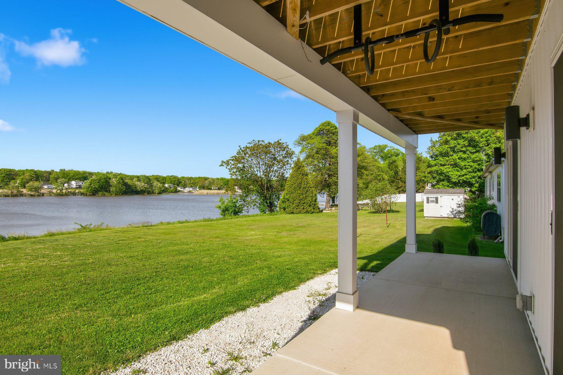 BIRD RIVER GROVE - Residential