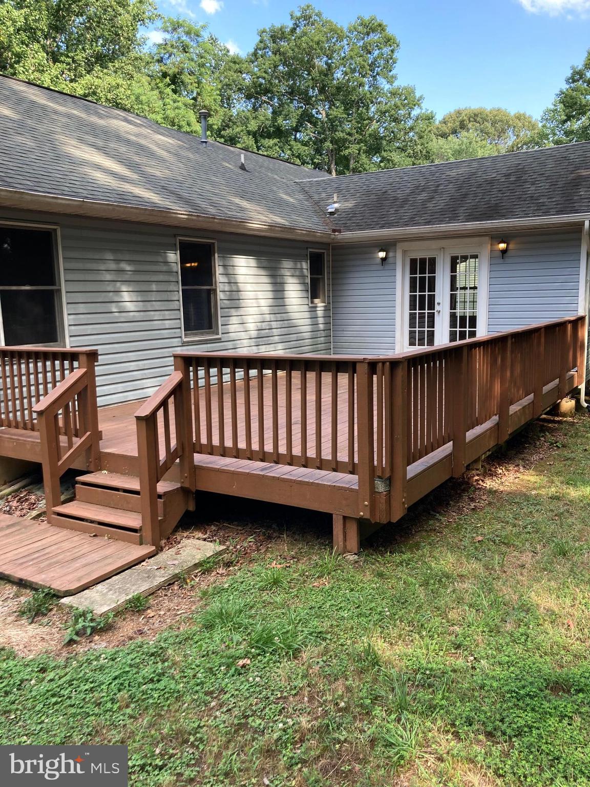 MIDWAY ESTATES - Residential Lease