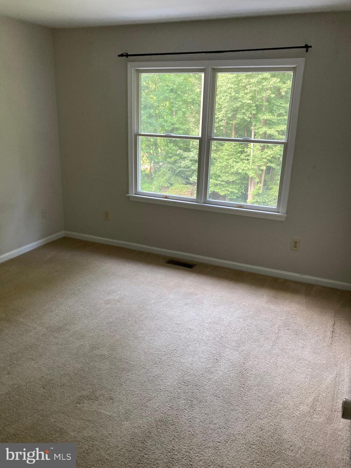 MIDWAY ESTATES - Residential Lease