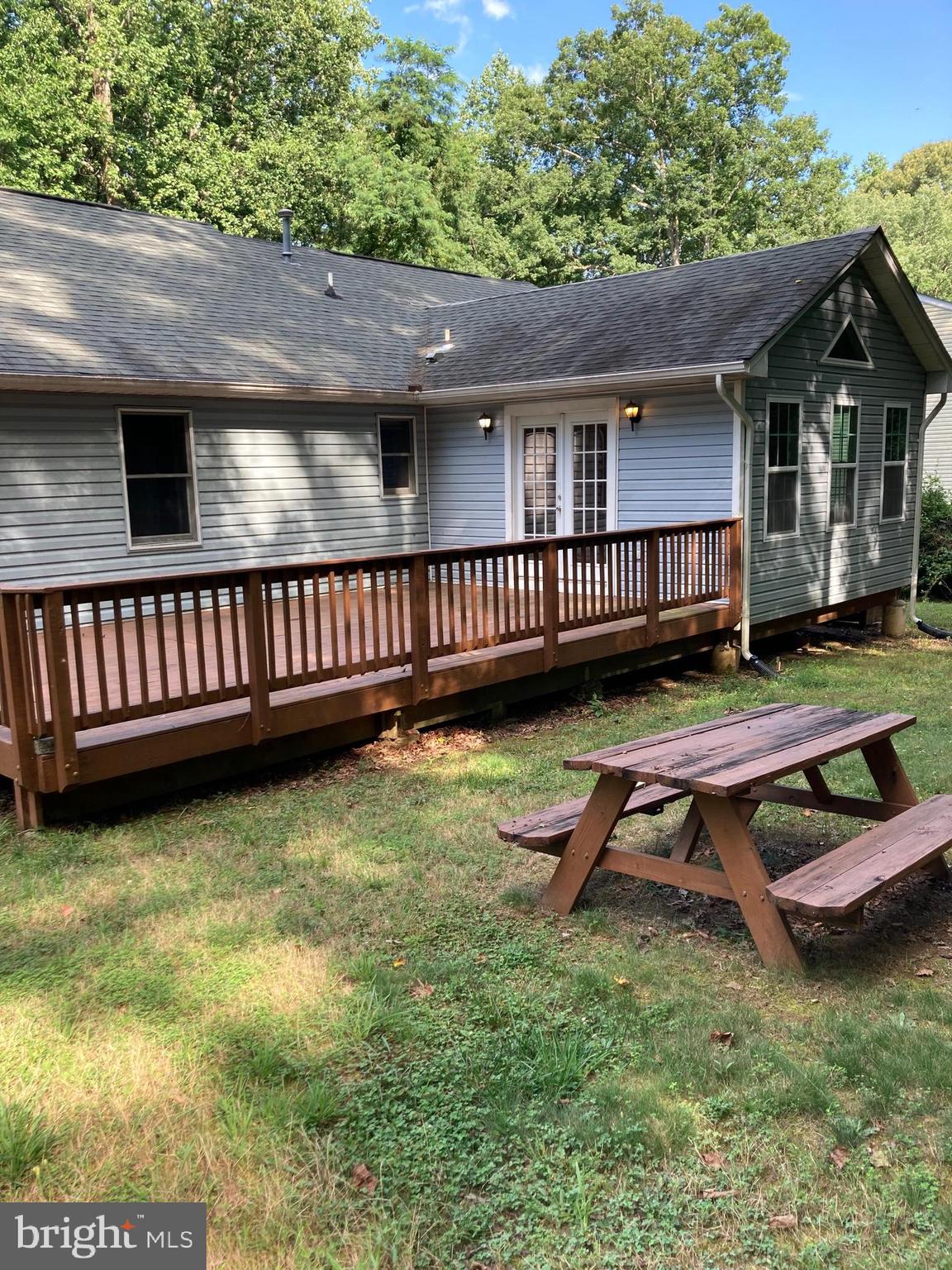 MIDWAY ESTATES - Residential Lease