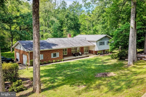 13531 Holly Spring Drive, Waldorf, MD 20601 - #: MDCH2056476