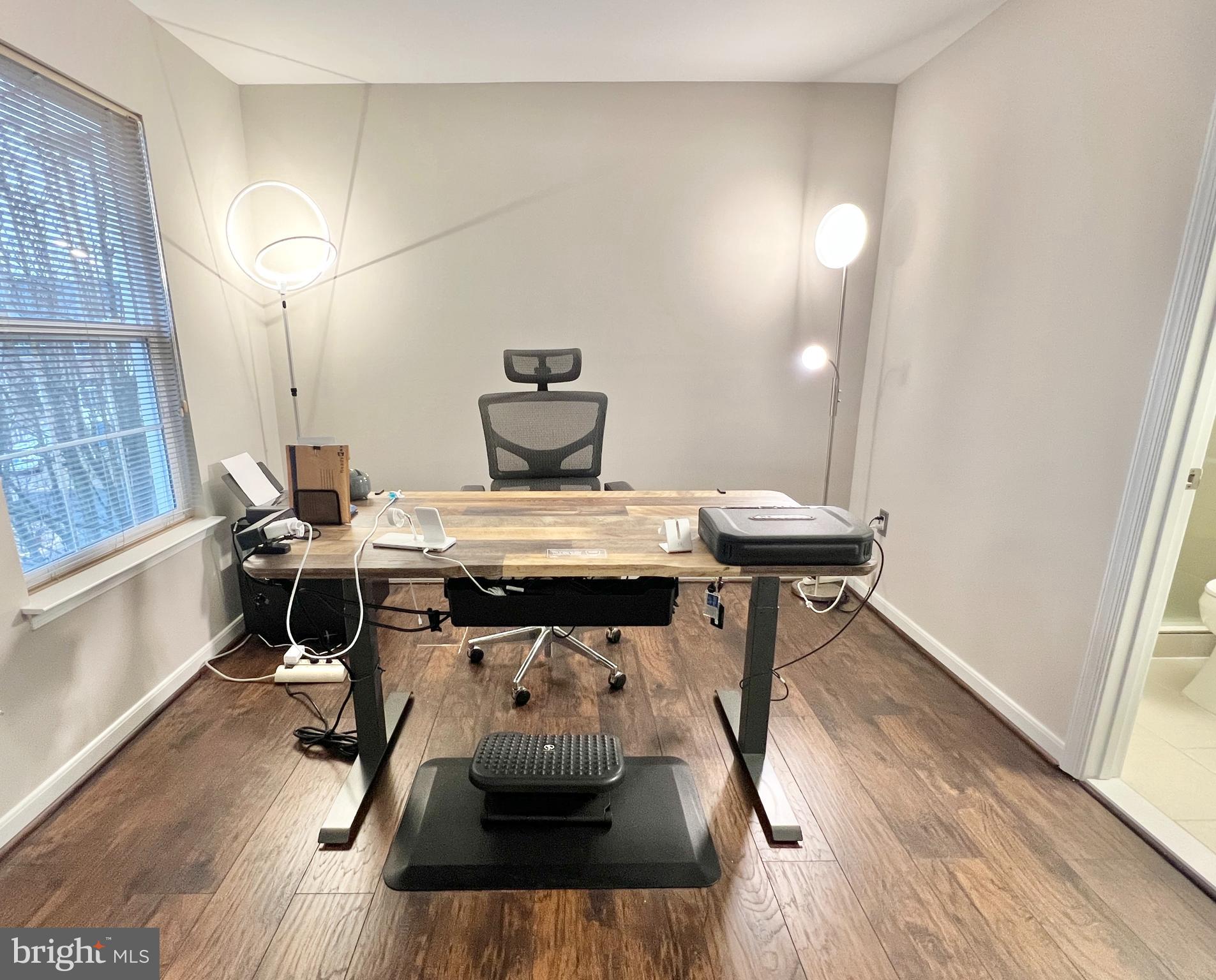 MCNAIR FARMS LANDBAY 11 - Residential