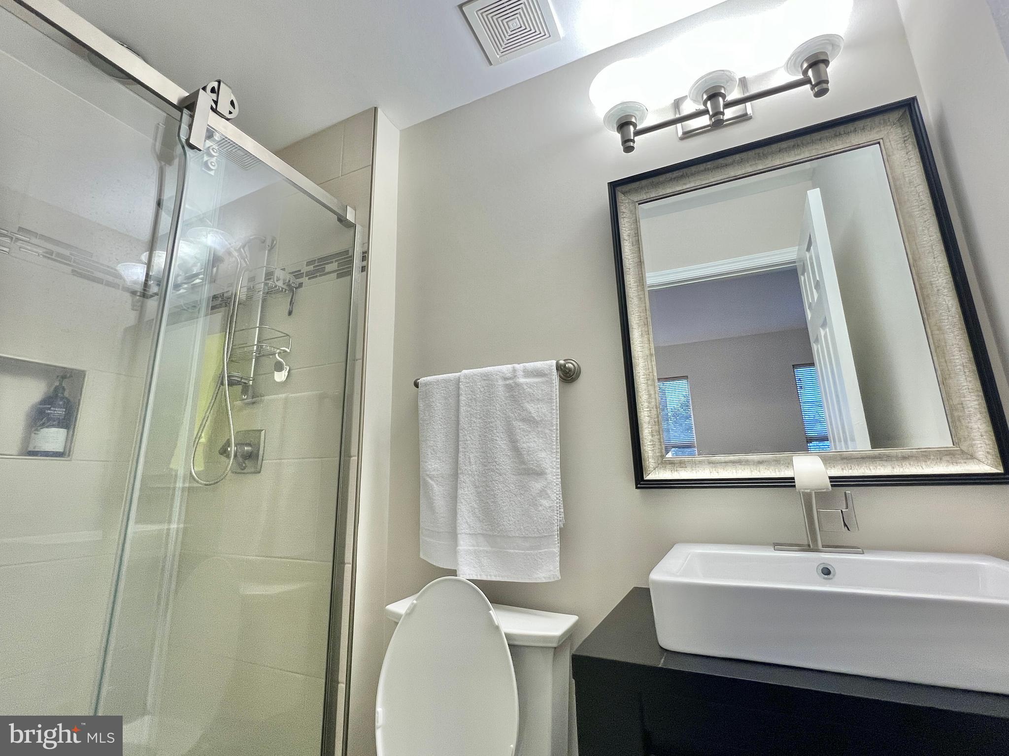 MCNAIR FARMS LANDBAY 11 - Residential