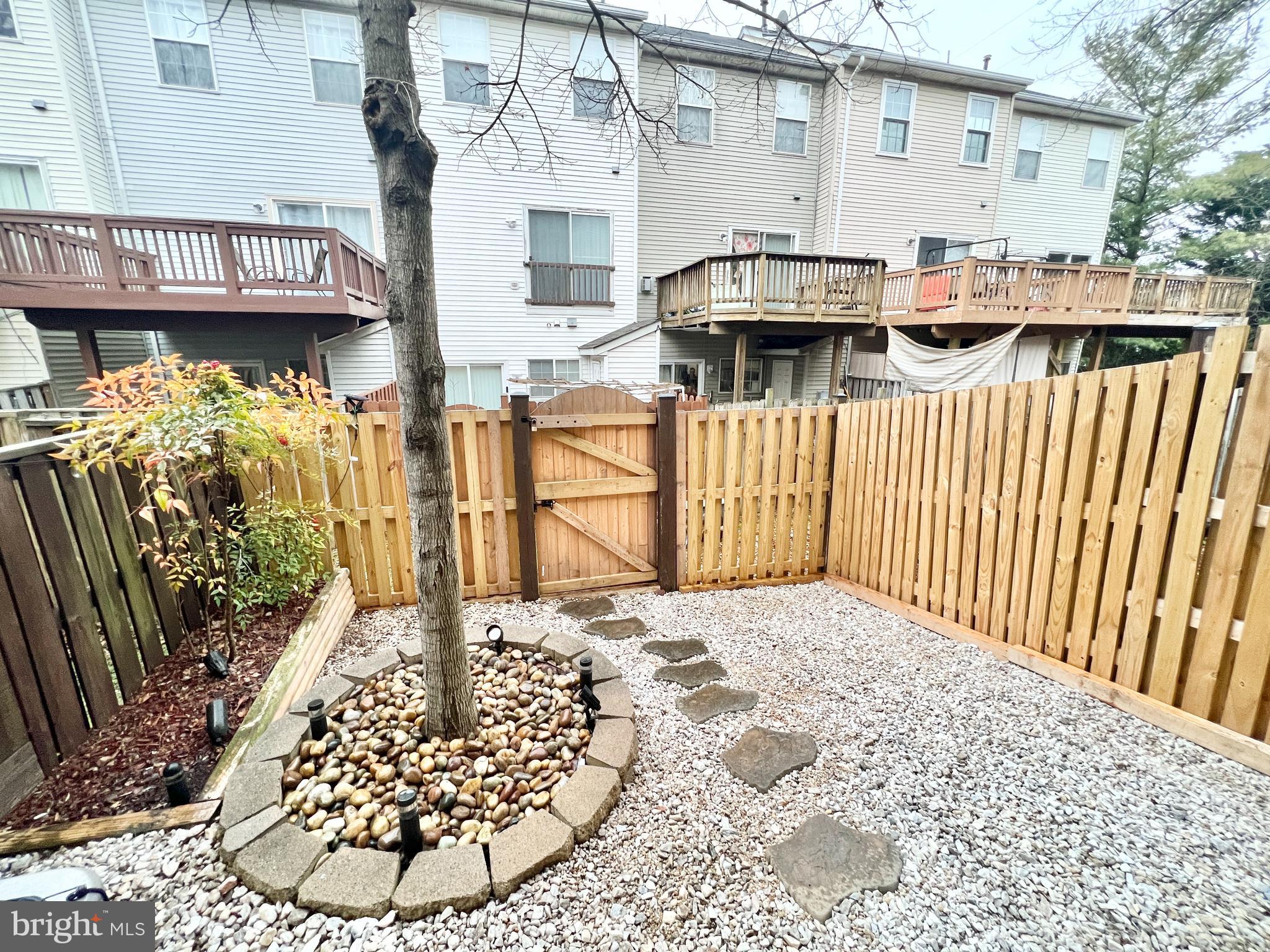 MCNAIR FARMS LANDBAY 11 - Residential