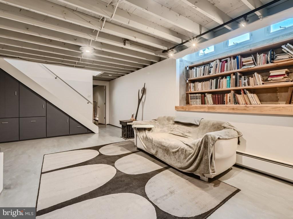 DUG HILL - Residential