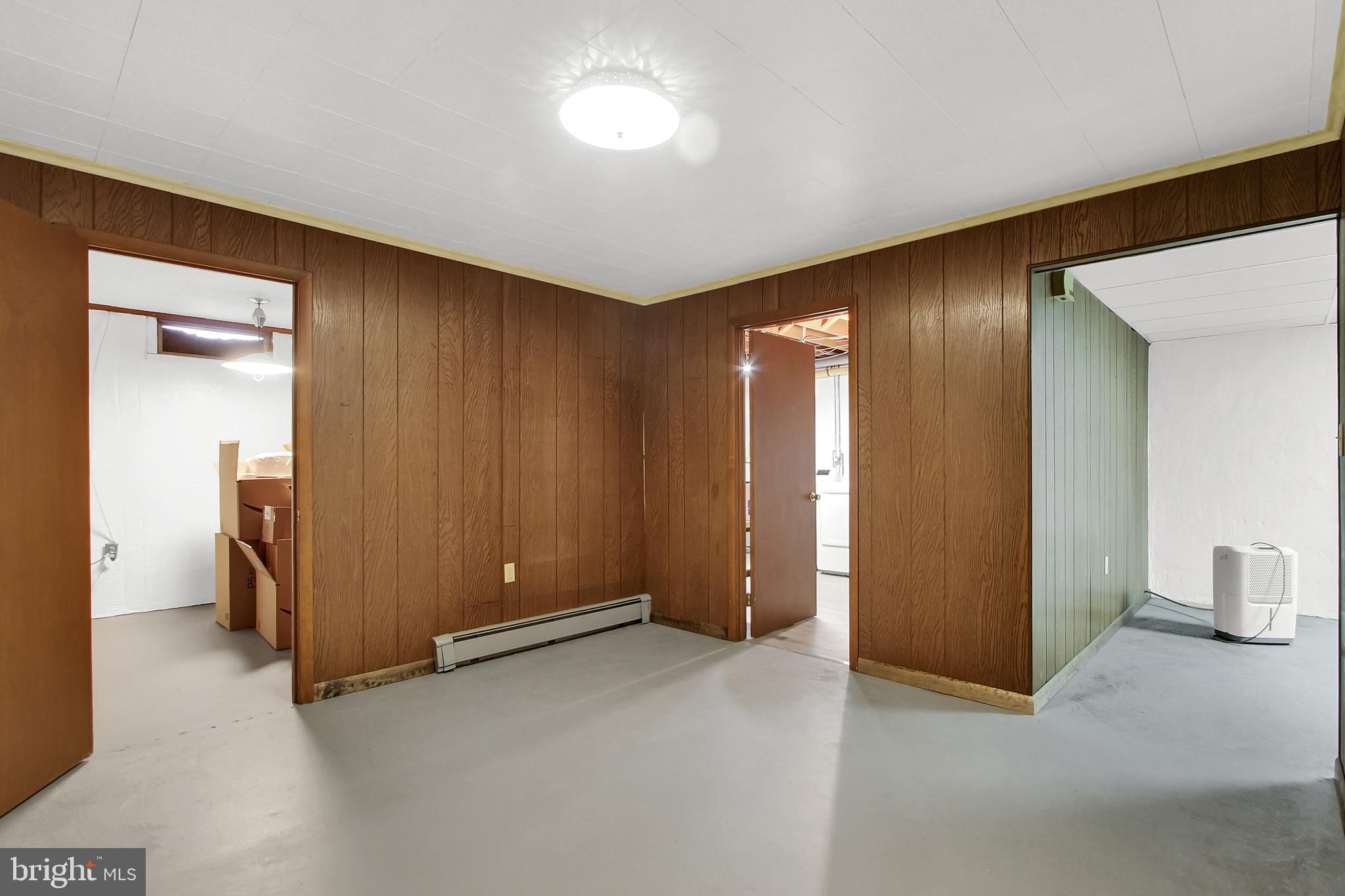 TWIN OAKS - Residential