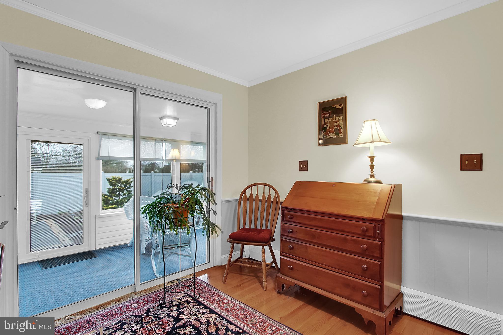 TWIN OAKS - Residential