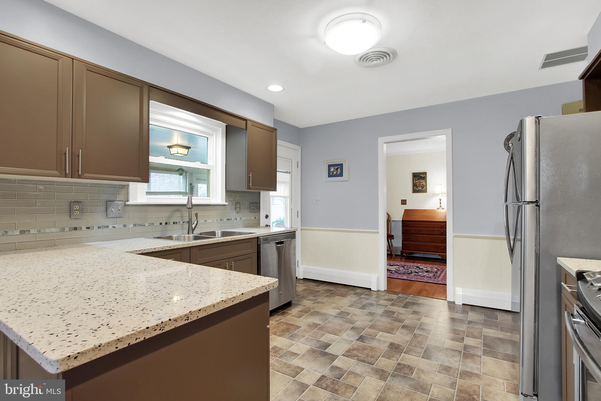 TWIN OAKS - Residential