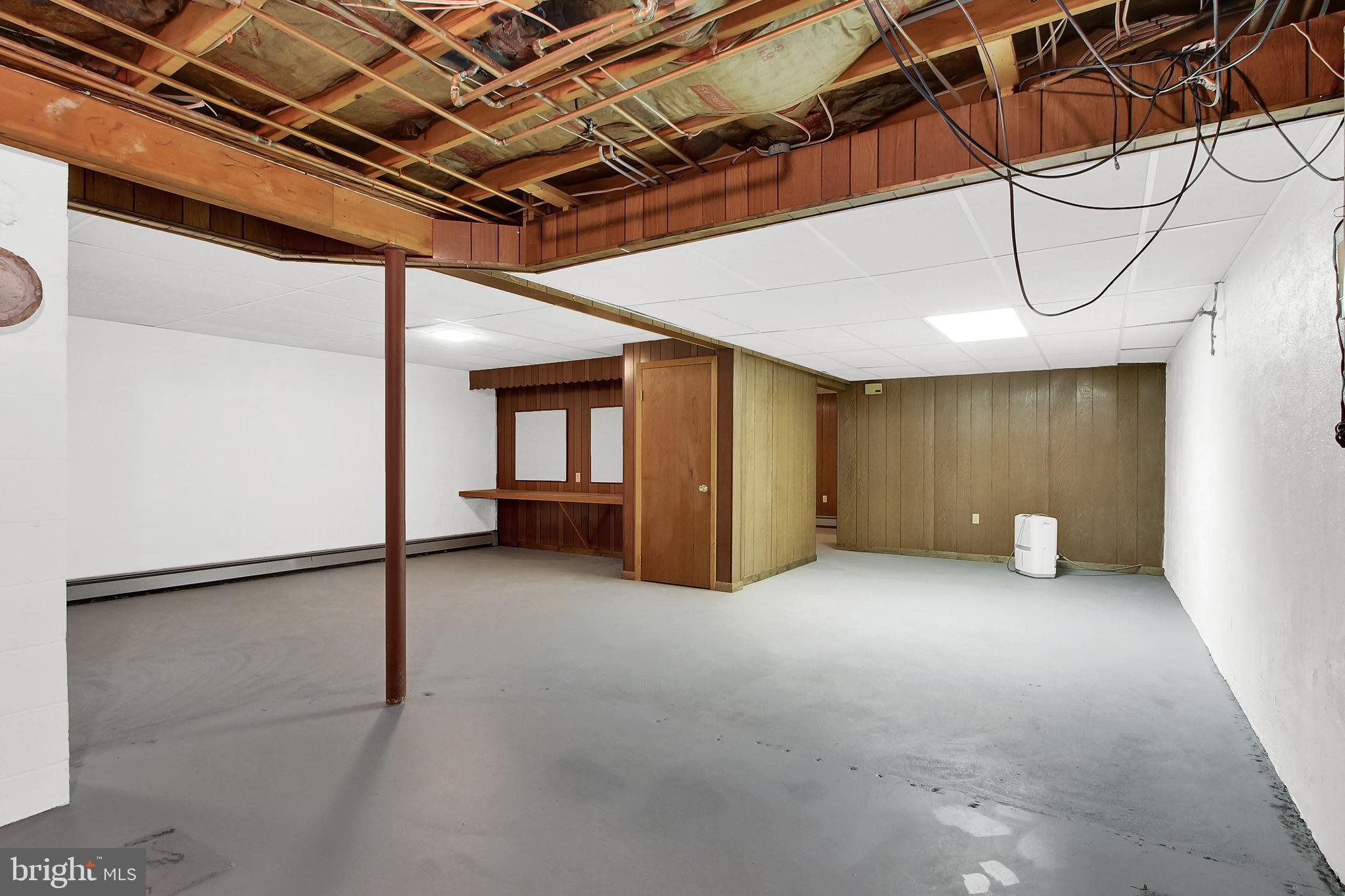 TWIN OAKS - Residential