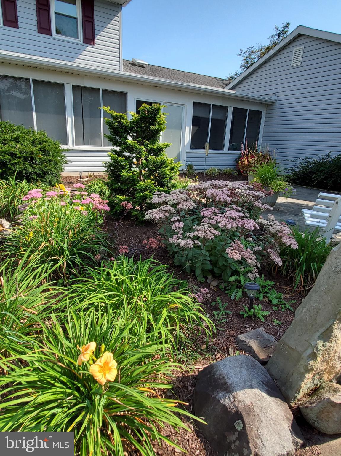 TWIN OAKS - Residential