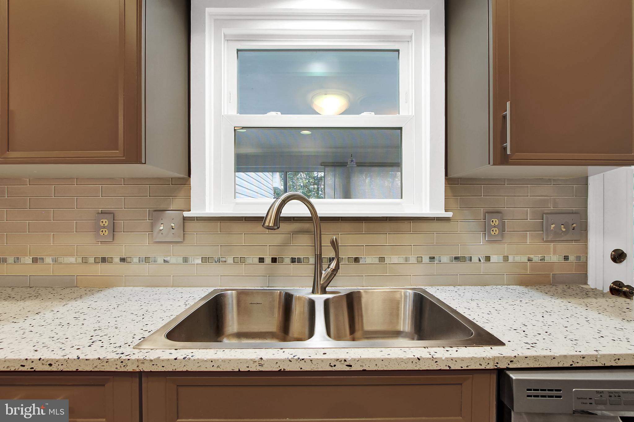 TWIN OAKS - Residential