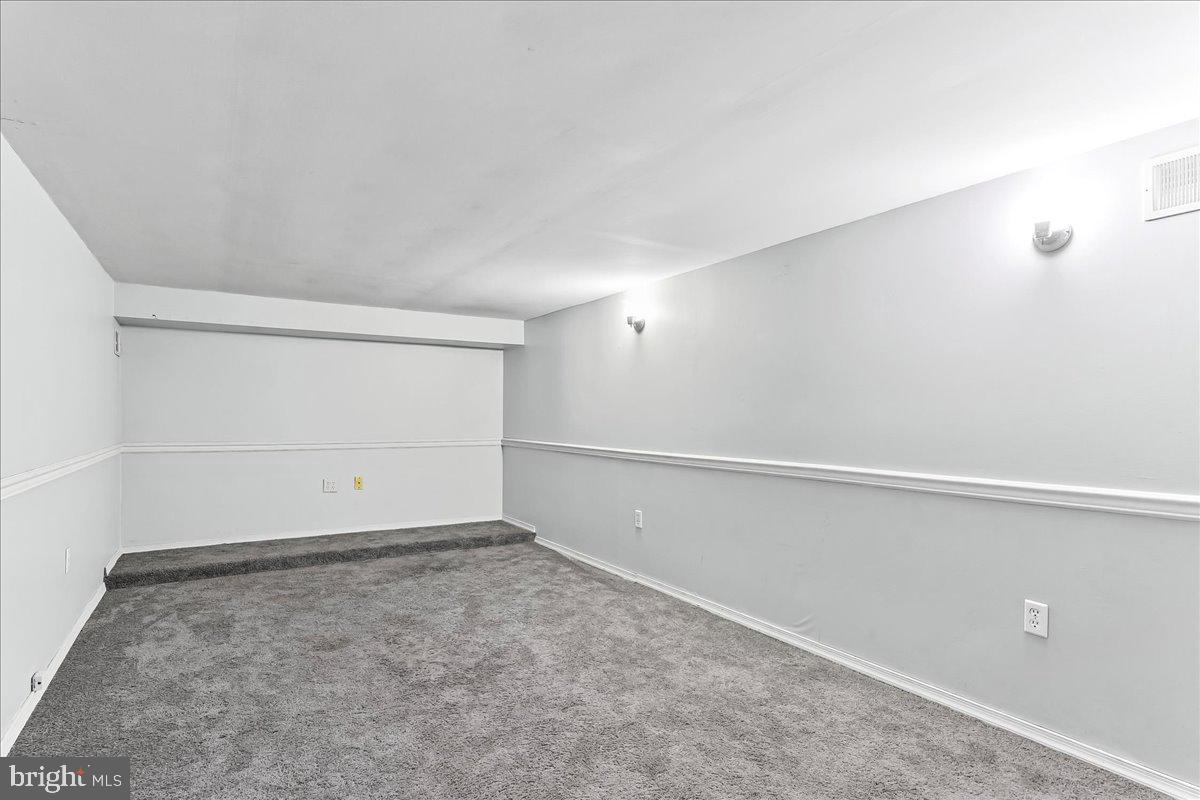 KENRICK HILLS - Residential