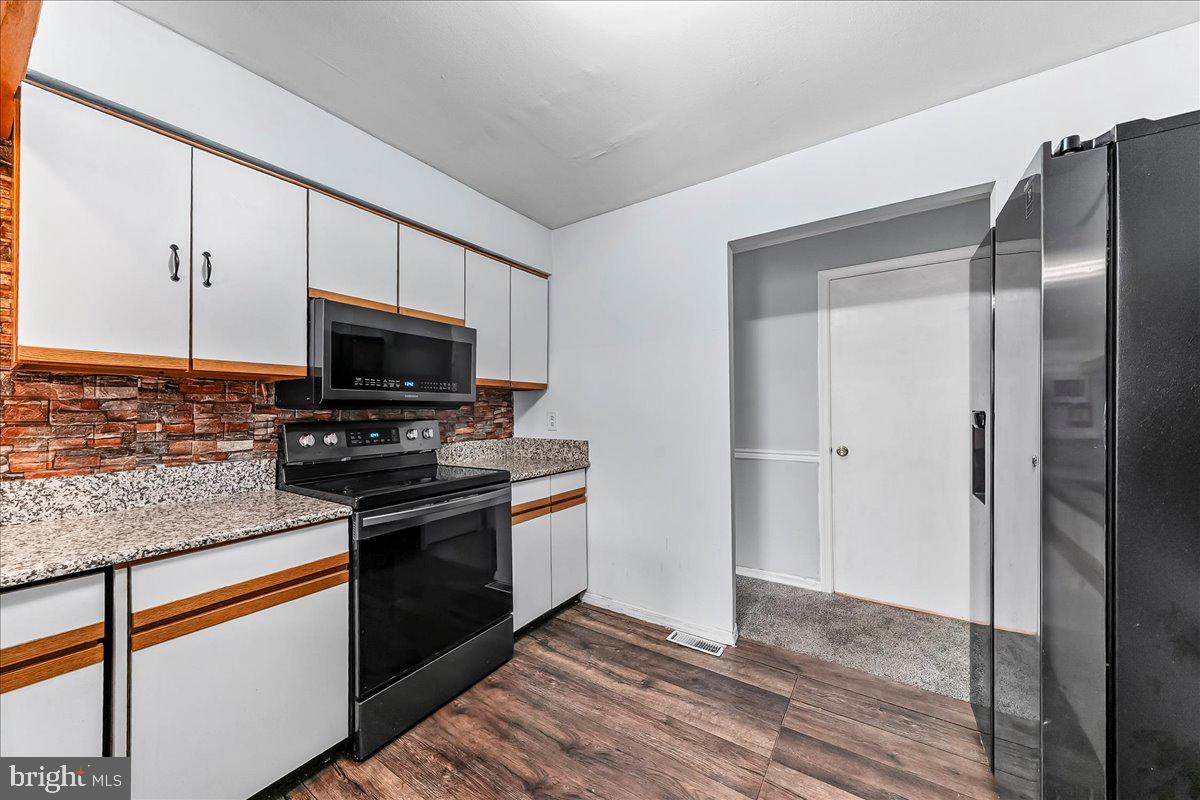 KENRICK HILLS - Residential