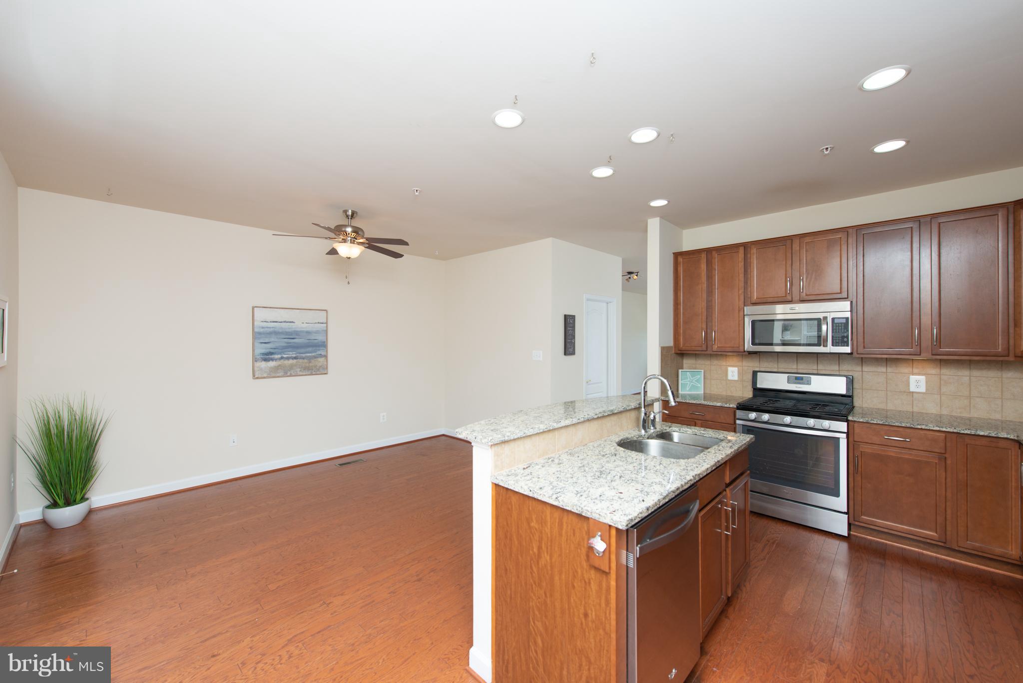 SUMMERFIELD AT MORGAN ST - Residential