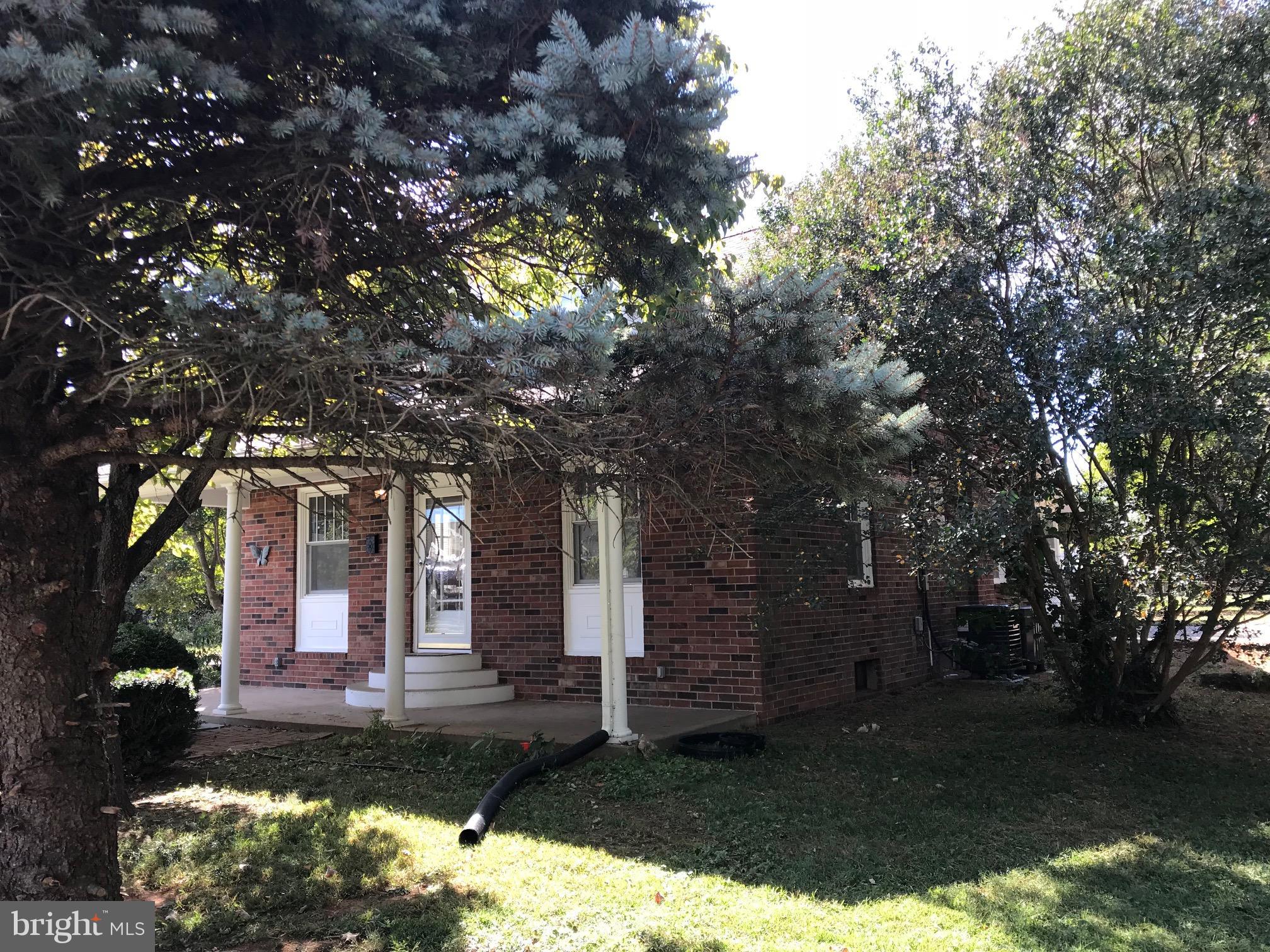 PHILLIPS - Residential Lease