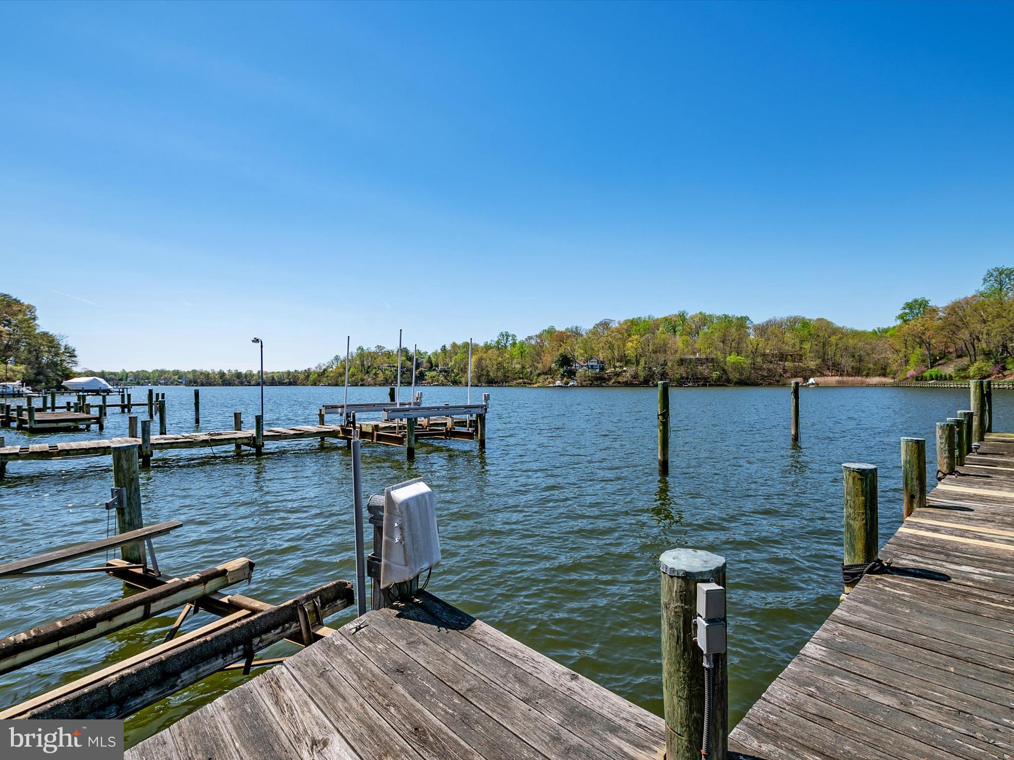 BROADVIEW ESTATES - Residential