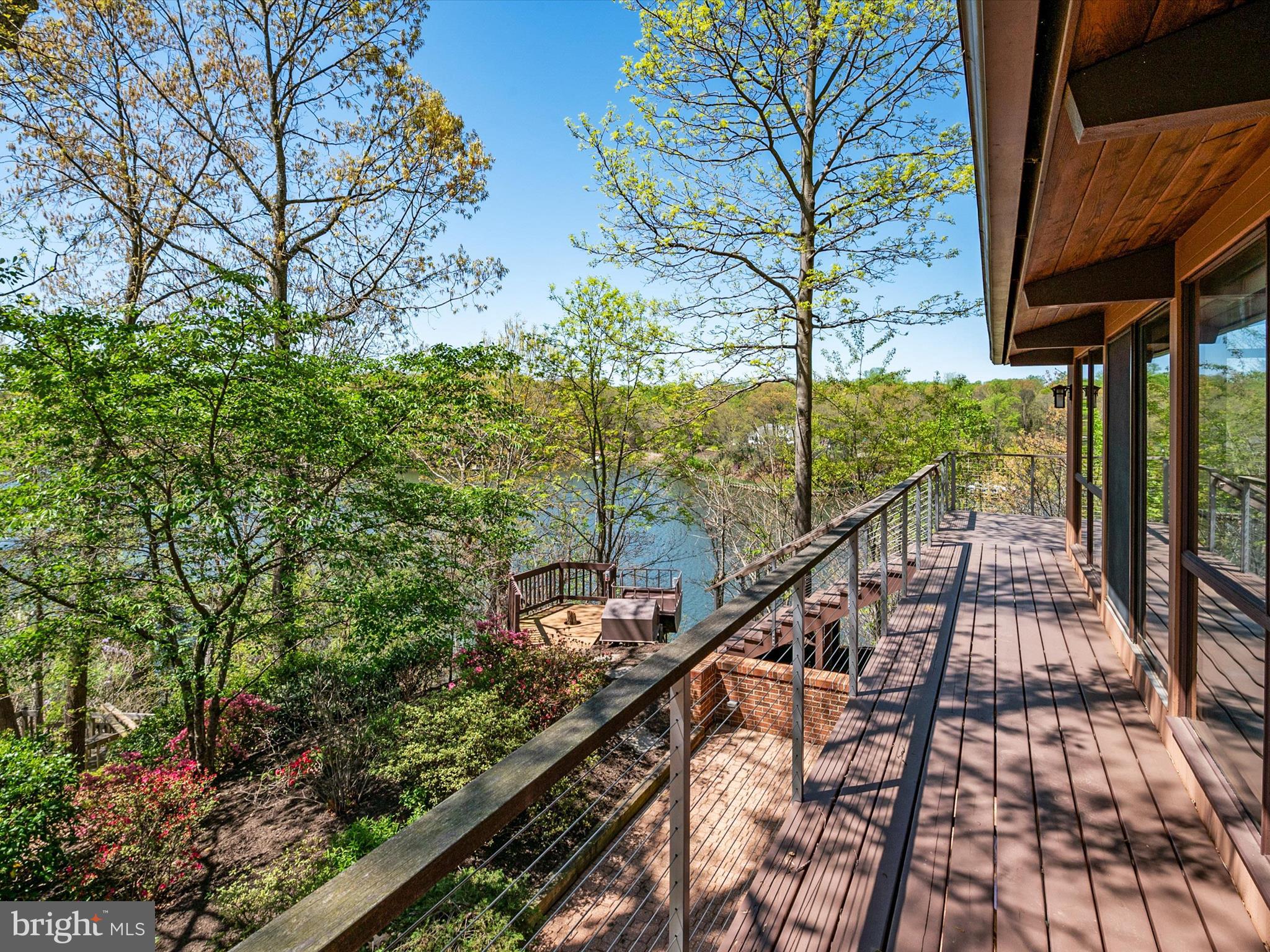 BROADVIEW ESTATES - Residential