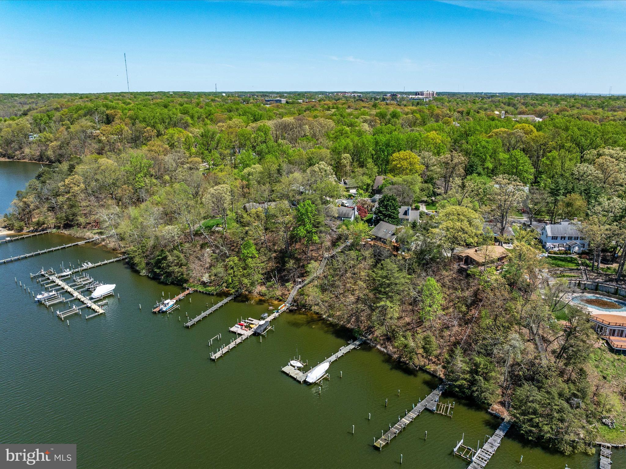 BROADVIEW ESTATES - Residential