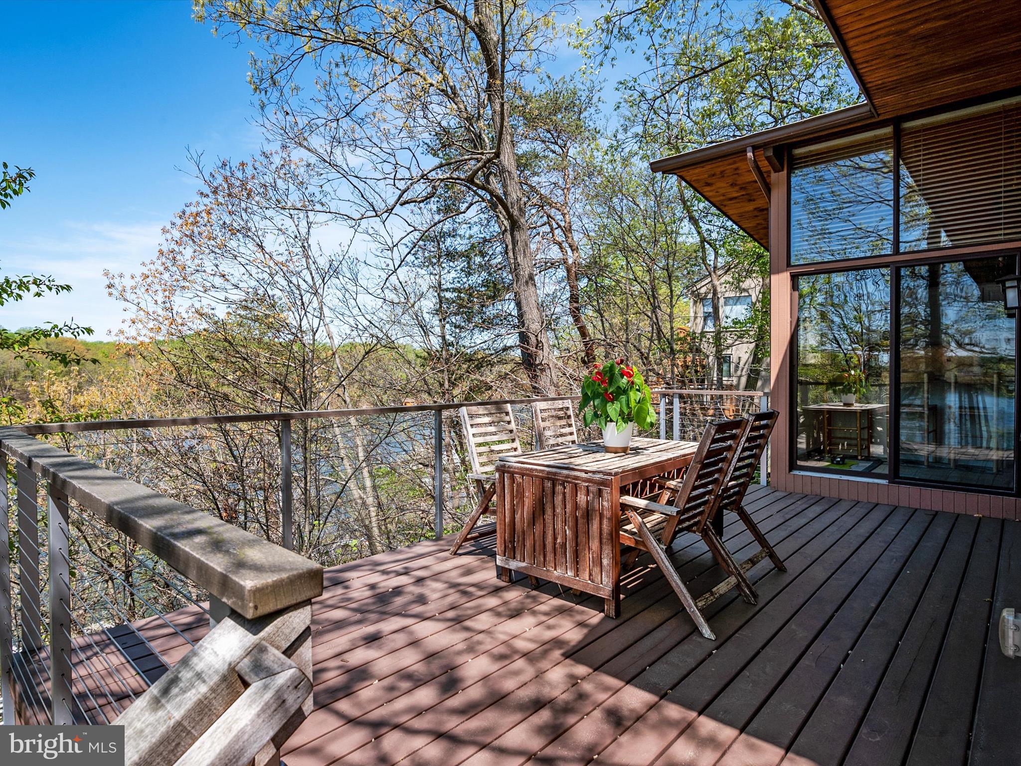 BROADVIEW ESTATES - Residential