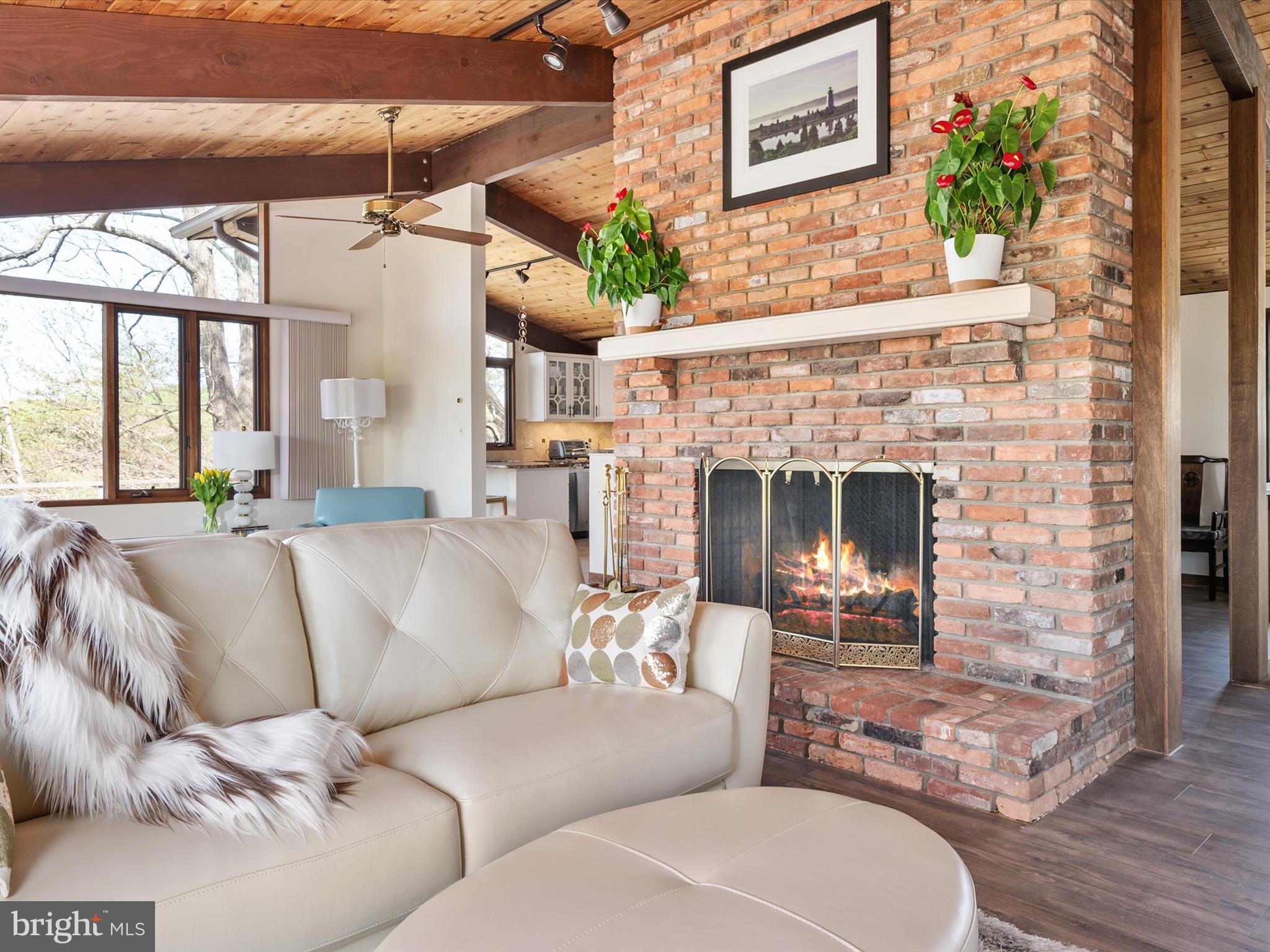 BROADVIEW ESTATES - Residential