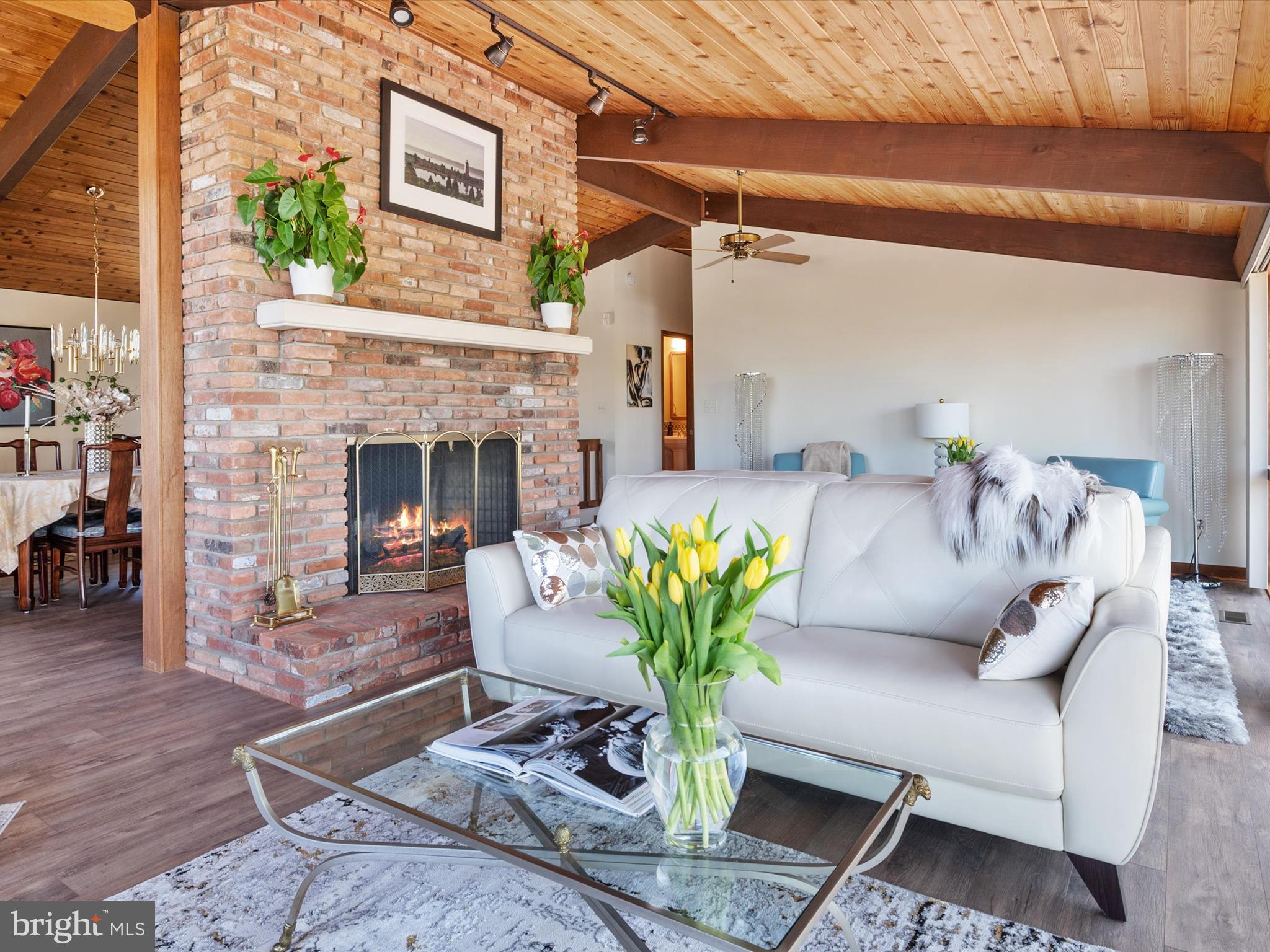 BROADVIEW ESTATES - Residential