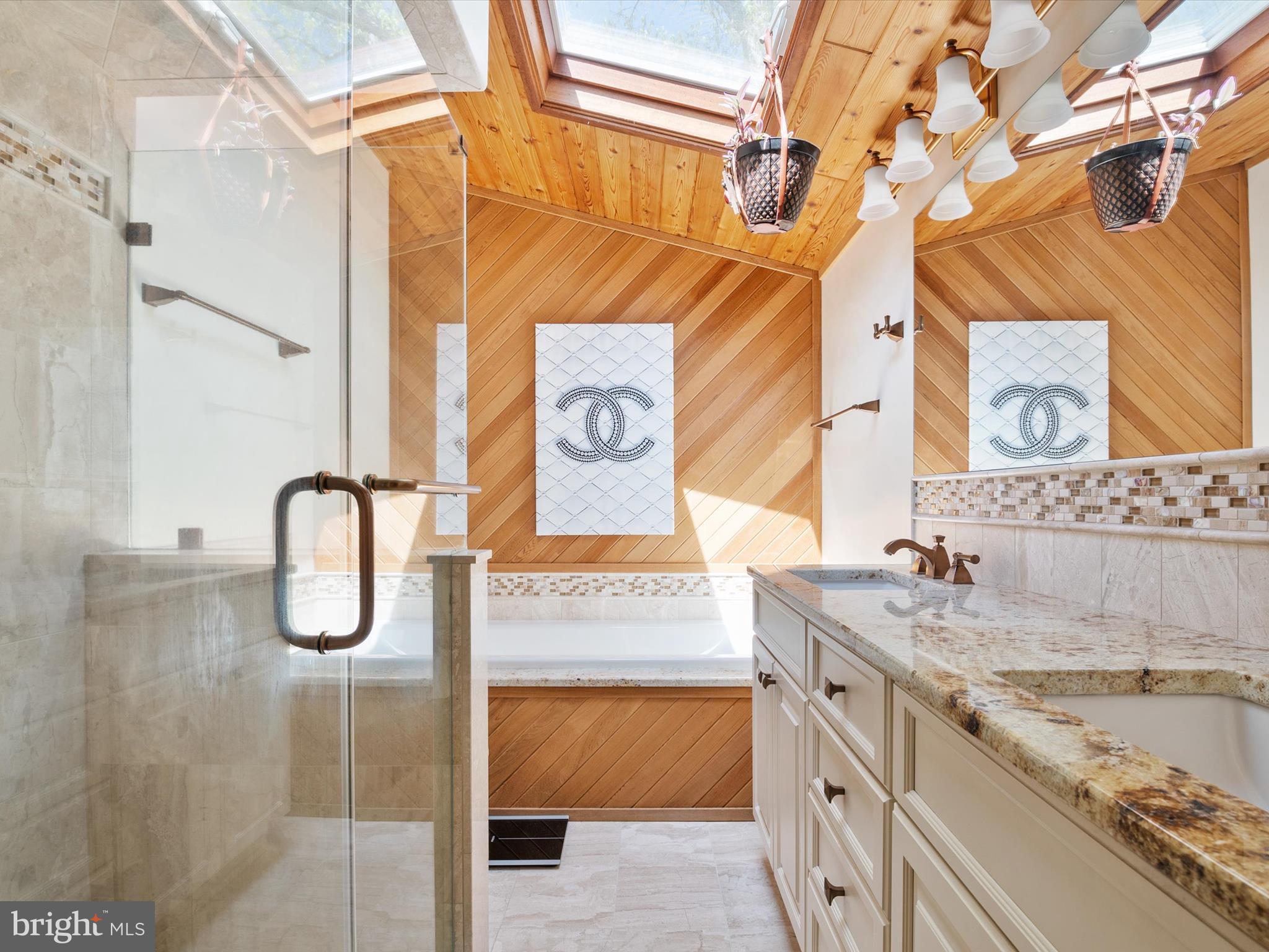 BROADVIEW ESTATES - Residential