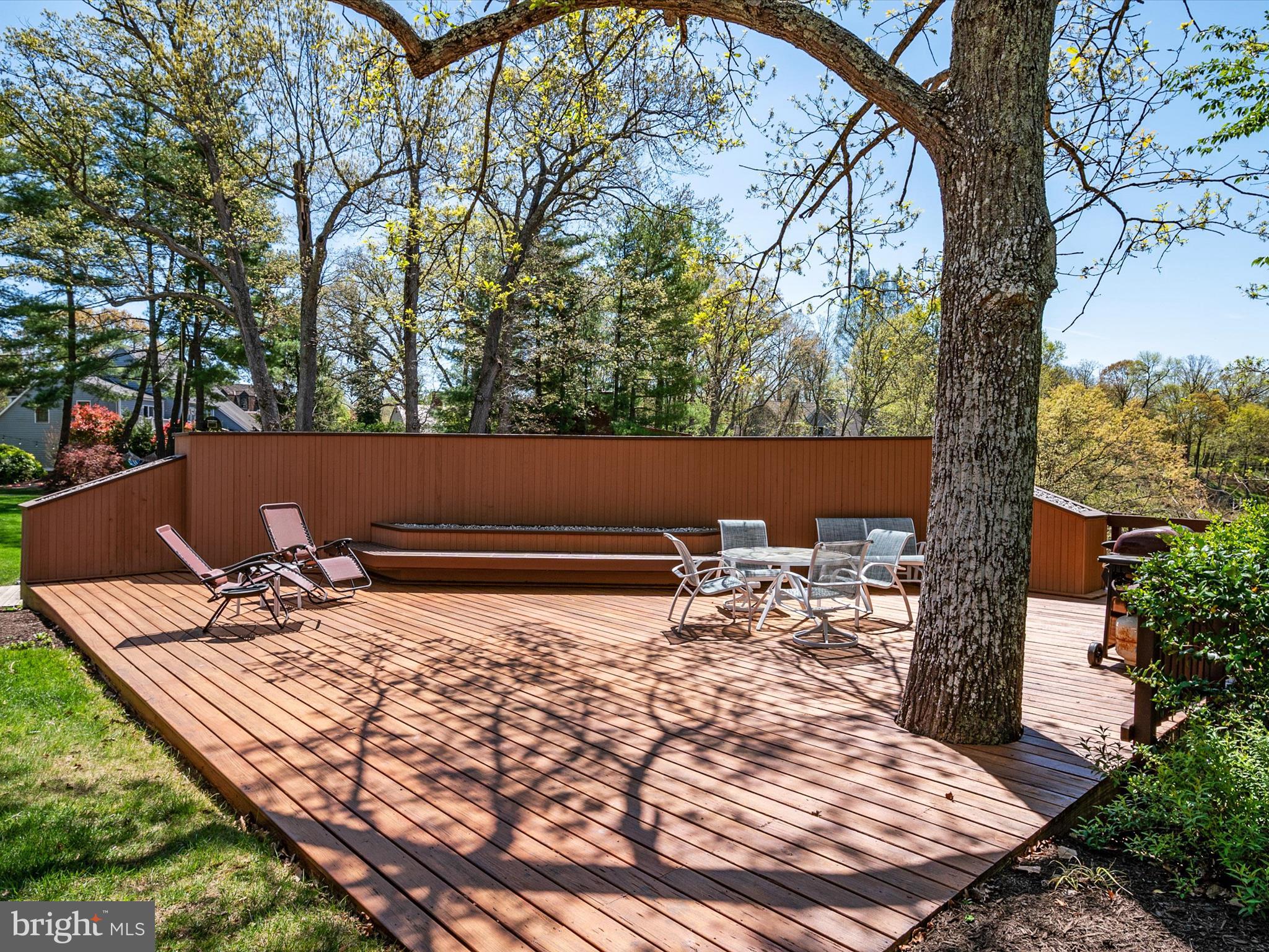 BROADVIEW ESTATES - Residential