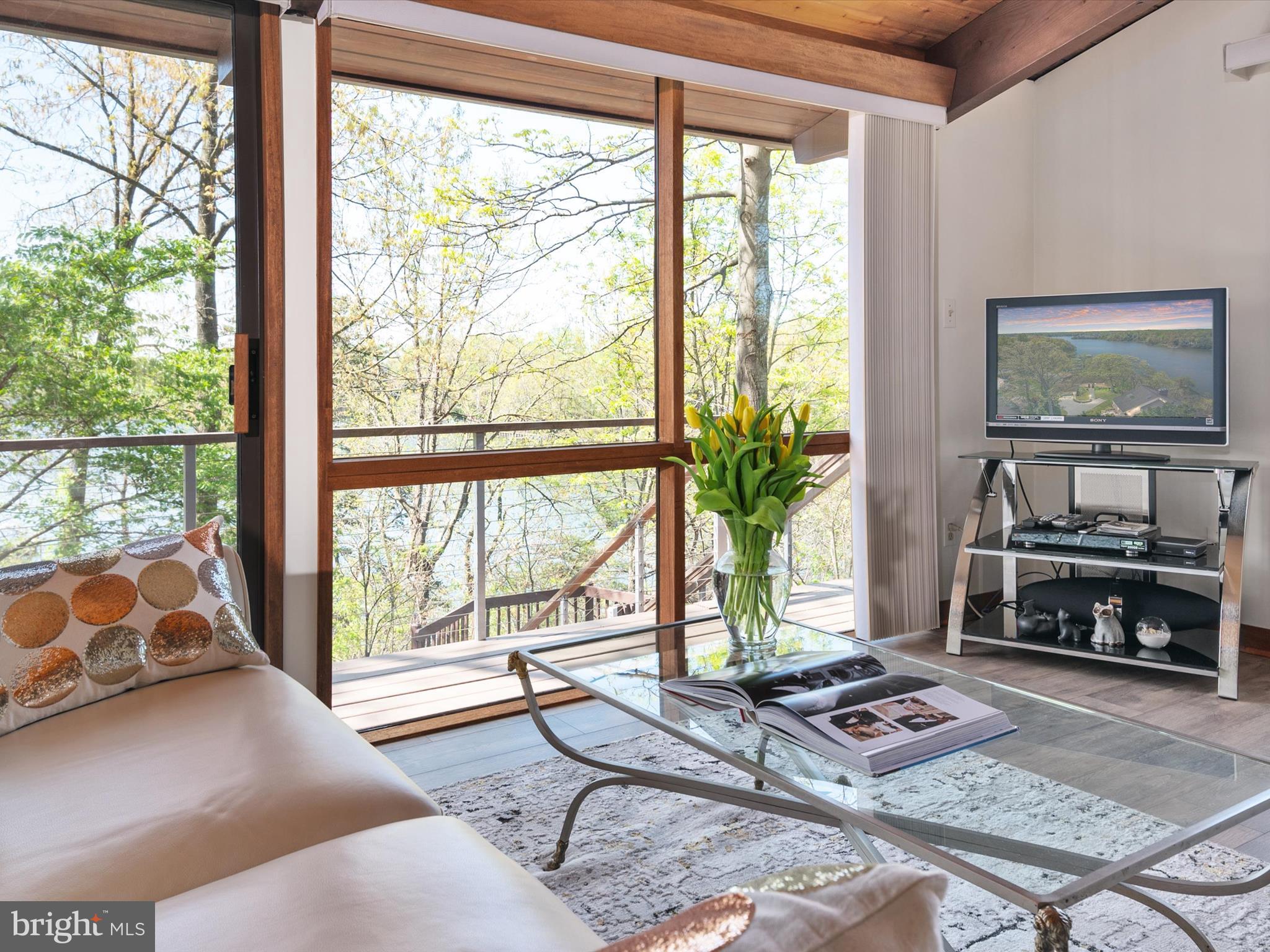 BROADVIEW ESTATES - Residential