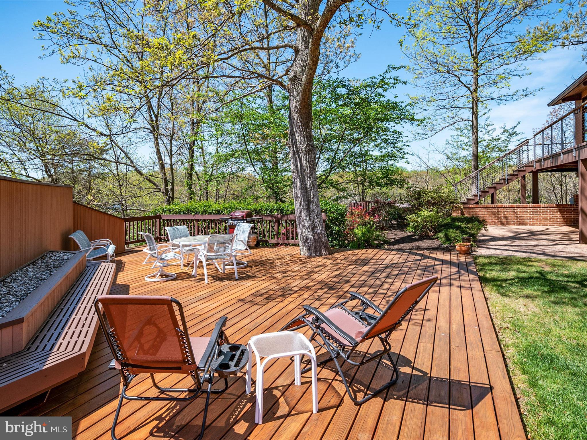 BROADVIEW ESTATES - Residential