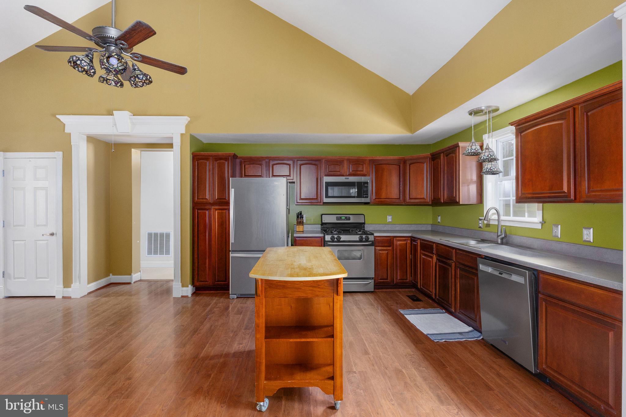 GREEN HEIGHTS - Residential Lease