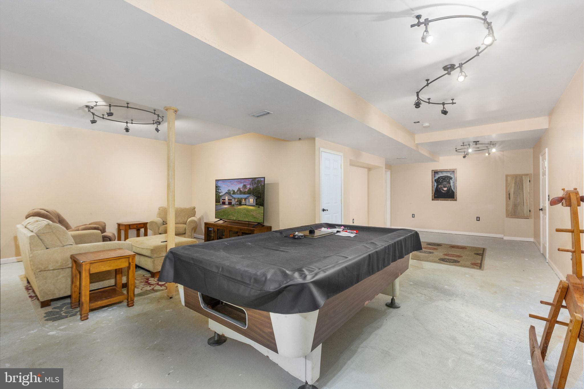 GREEN HEIGHTS - Residential Lease