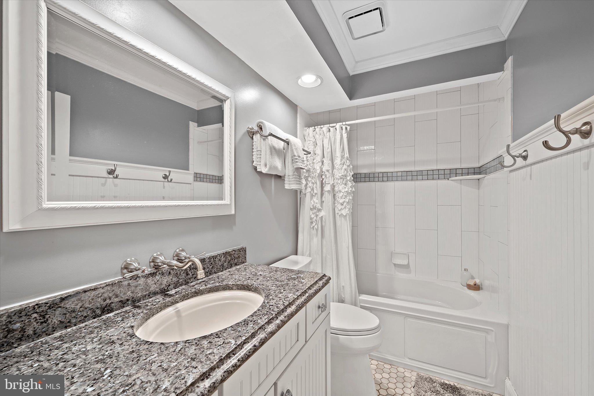 LITTLE ROCKY RUN - Residential