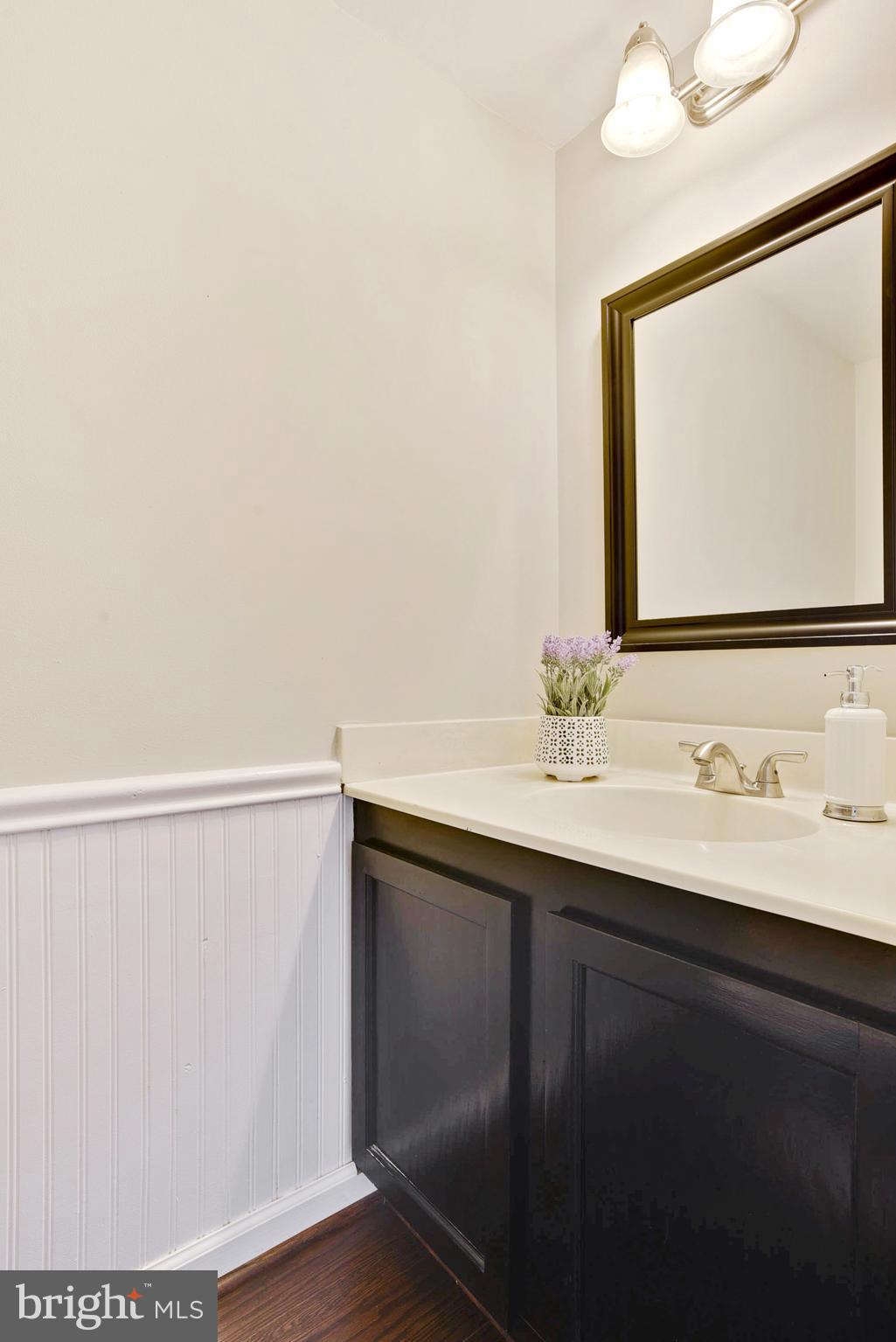 LONDON TOWN WEST - Residential