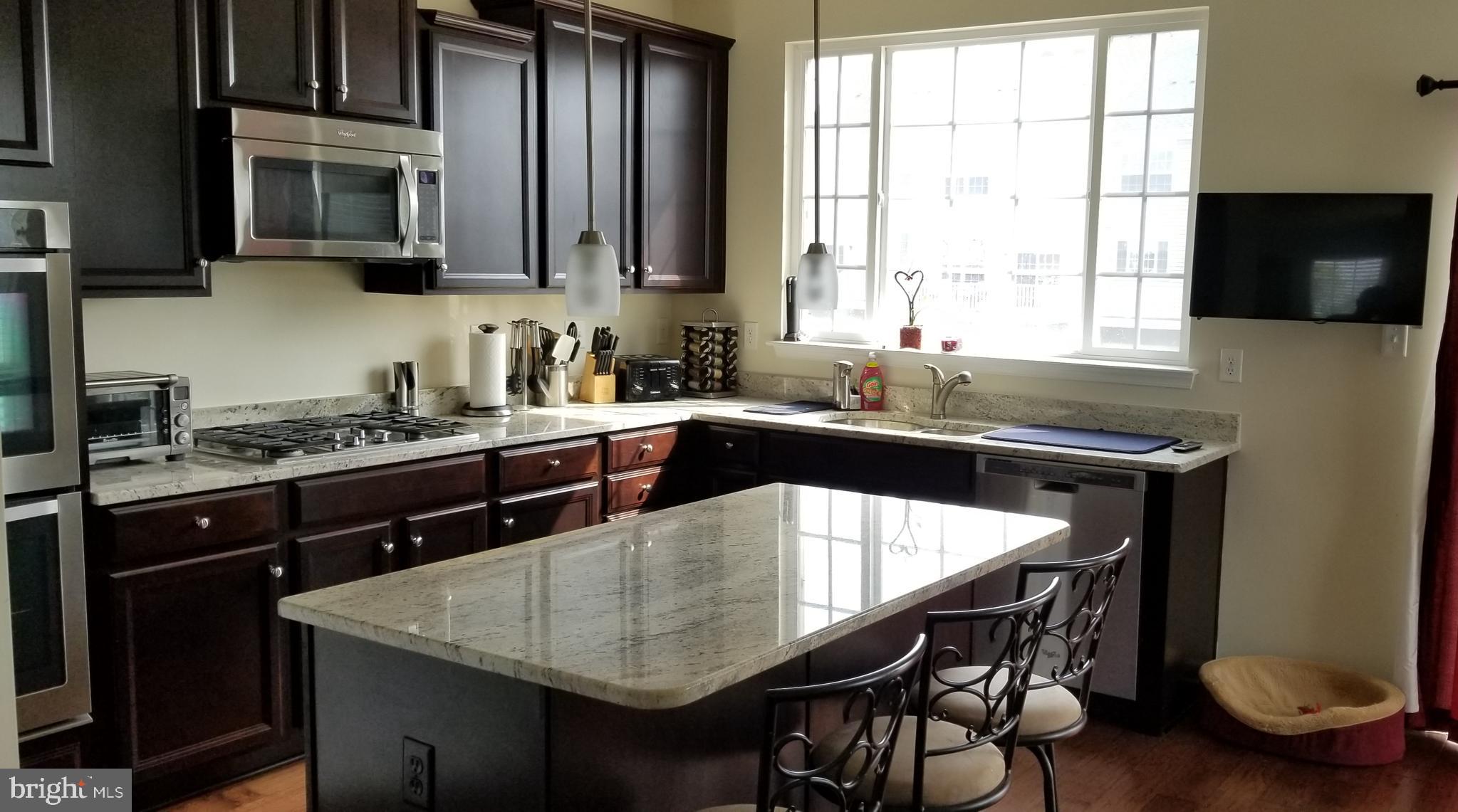 LINTON AT BALLENGER - Residential Lease