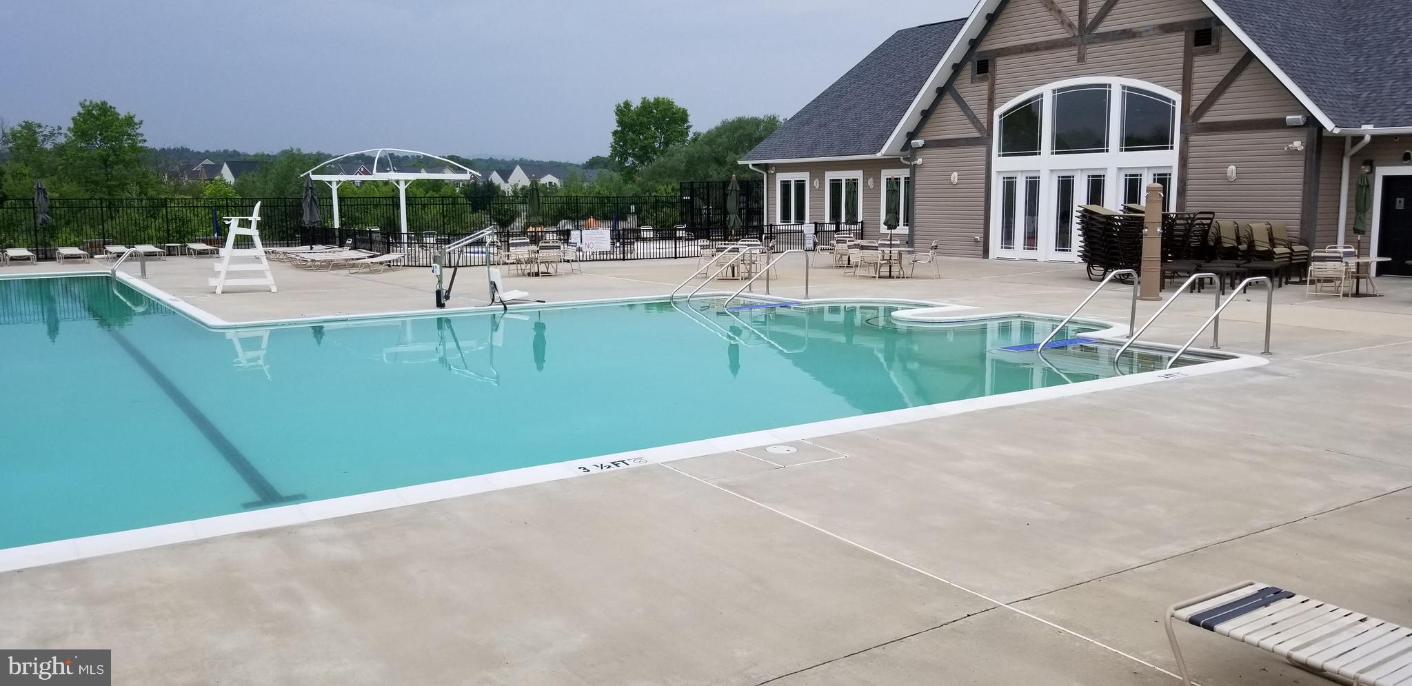 LINTON AT BALLENGER - Residential Lease