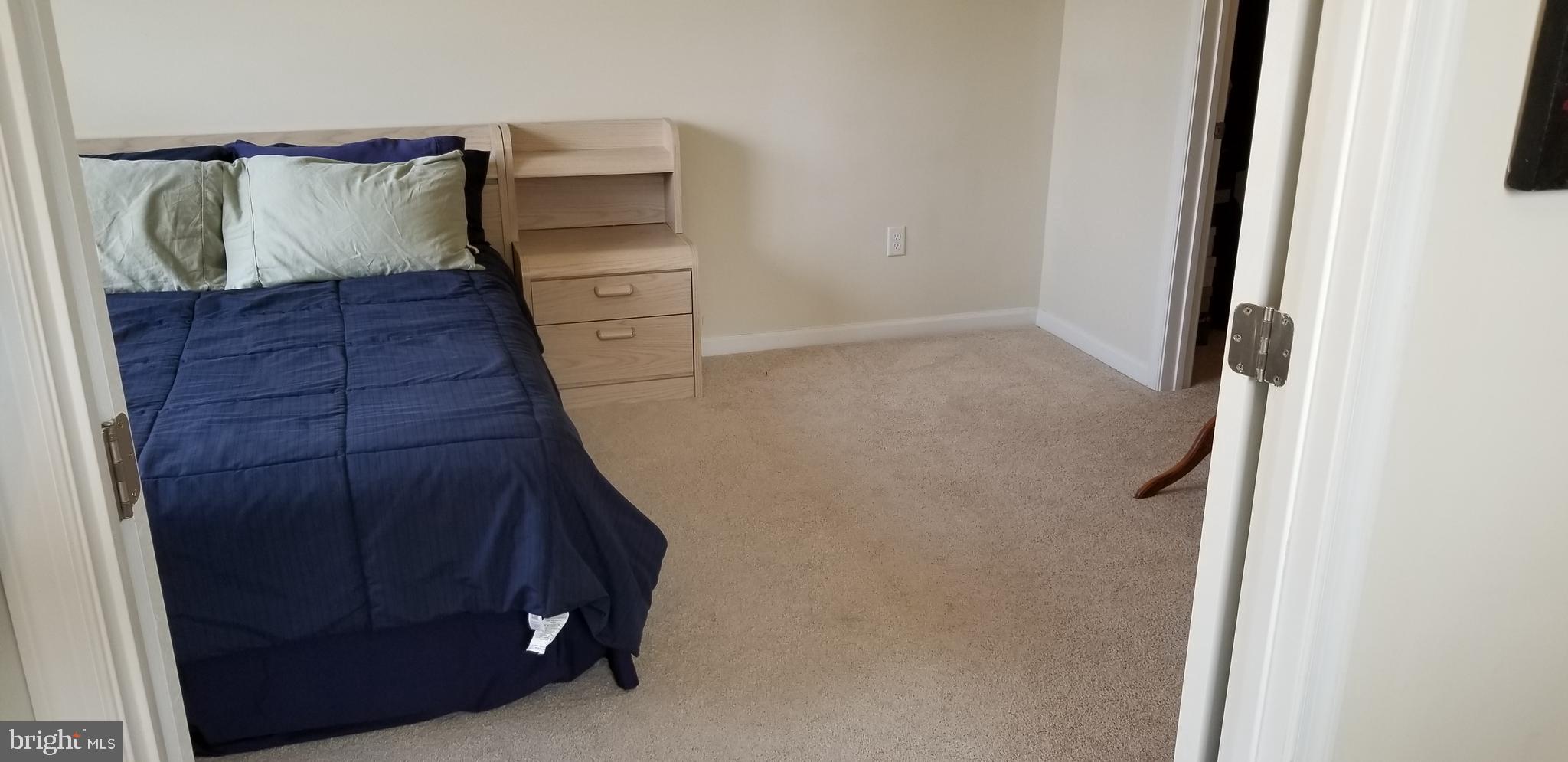 LINTON AT BALLENGER - Residential Lease