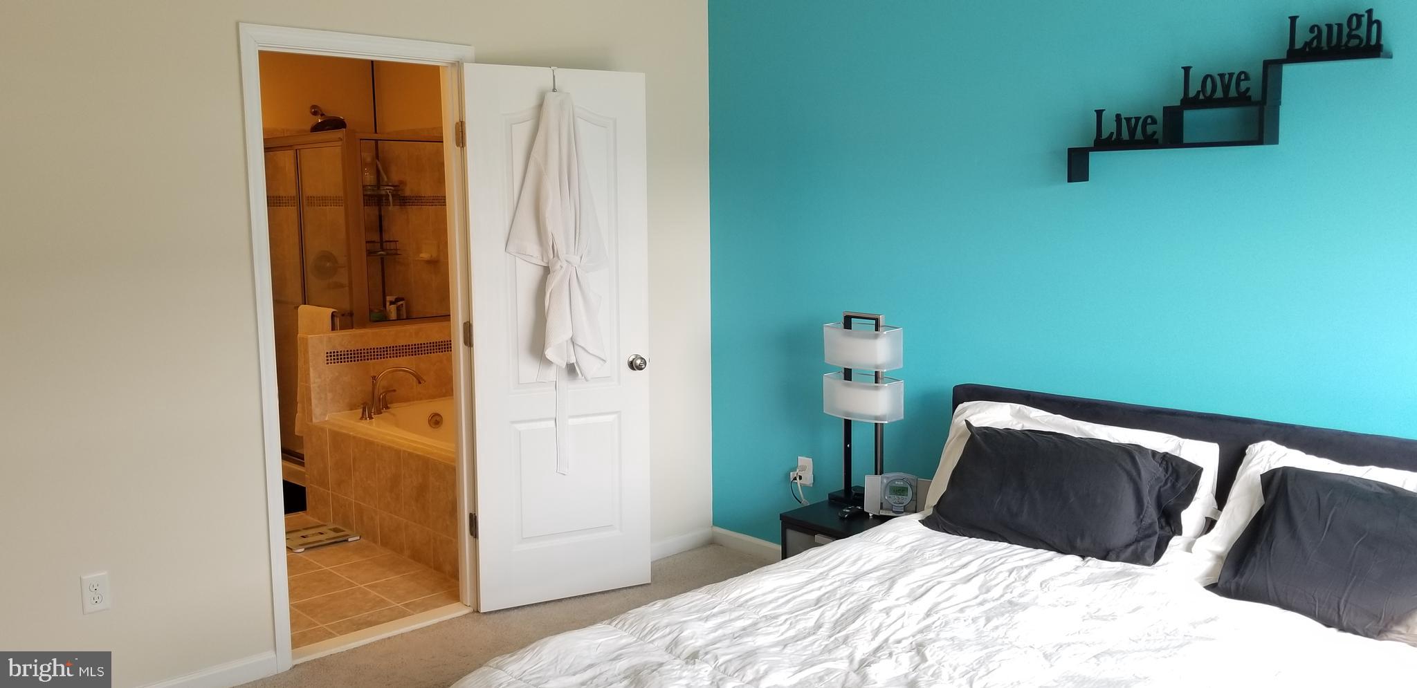 LINTON AT BALLENGER - Residential Lease