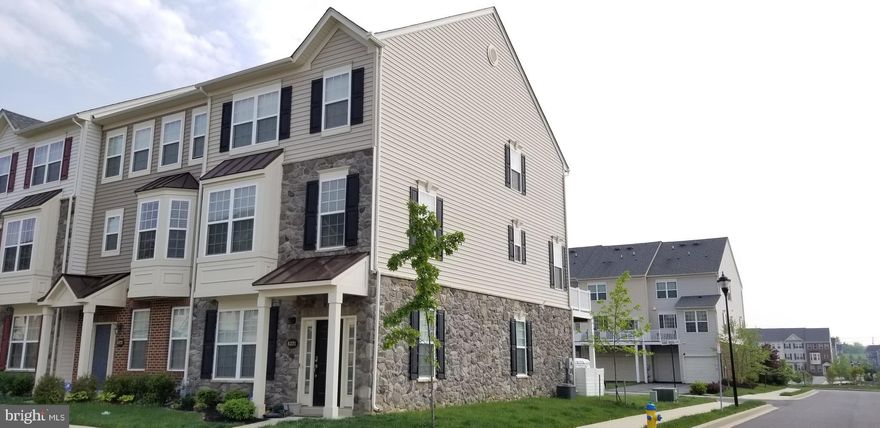 No more applications please as multiple applications are in. Beautiful stone & siding end unit with SMART features and upgrades. Long driveway with a 2 car garage, and a large deck.  Enjoy the gourmet kitchen, luxury master bath, and laundry on the top floor. Bonuses include built-in ceiling speakers, keyless door locks, and smart light switches.  Minimum 1 month deposit, $75 repair deductible. Preferably no pets  but owners will consider on a case by case basis with a $500 pet deposit.