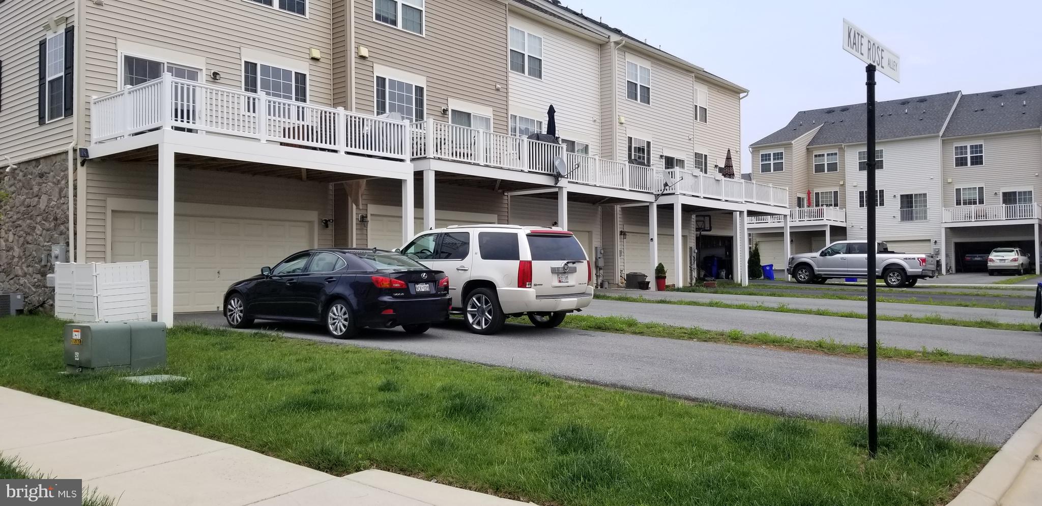 LINTON AT BALLENGER - Residential Lease