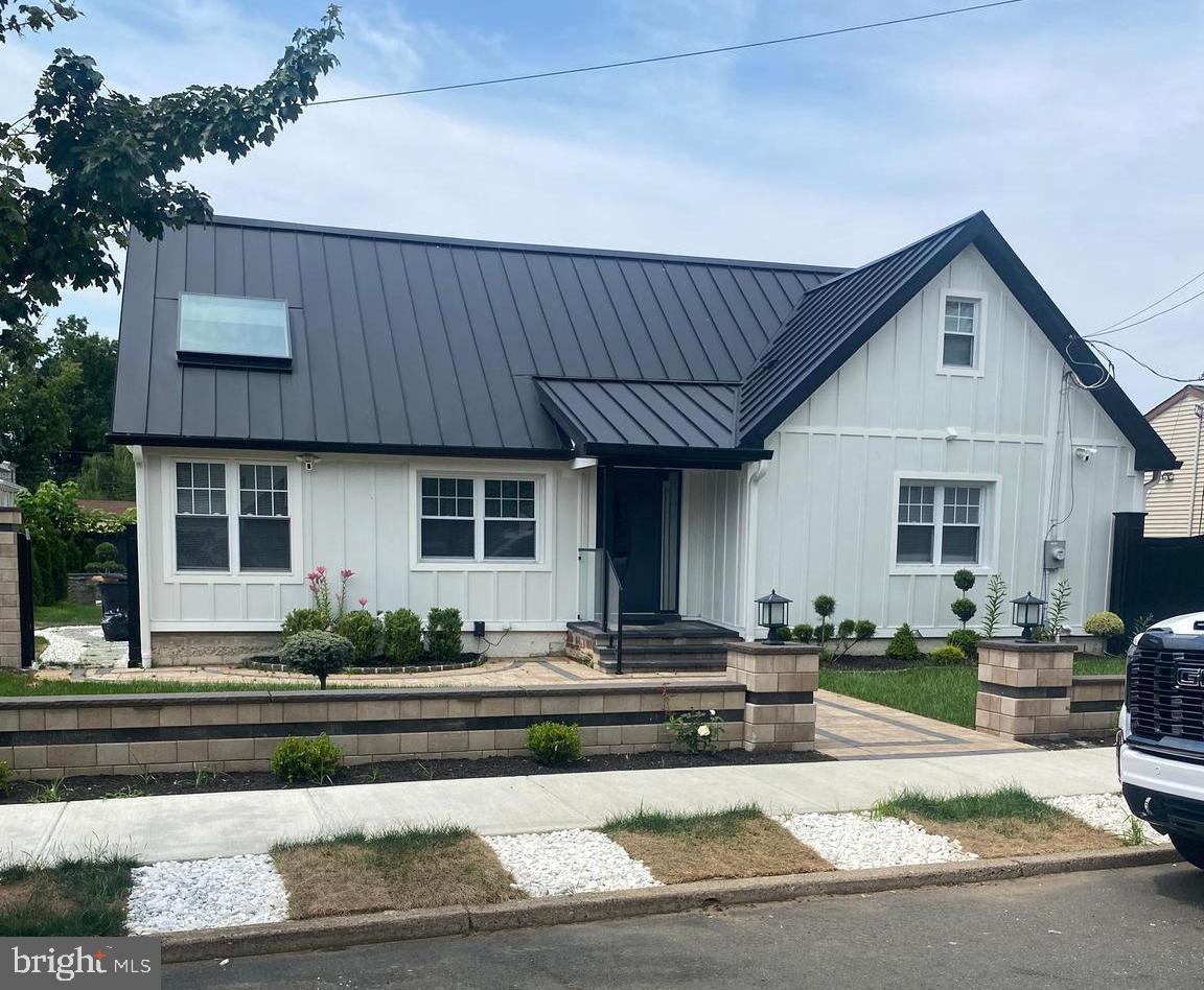 433 BERG AVENUE