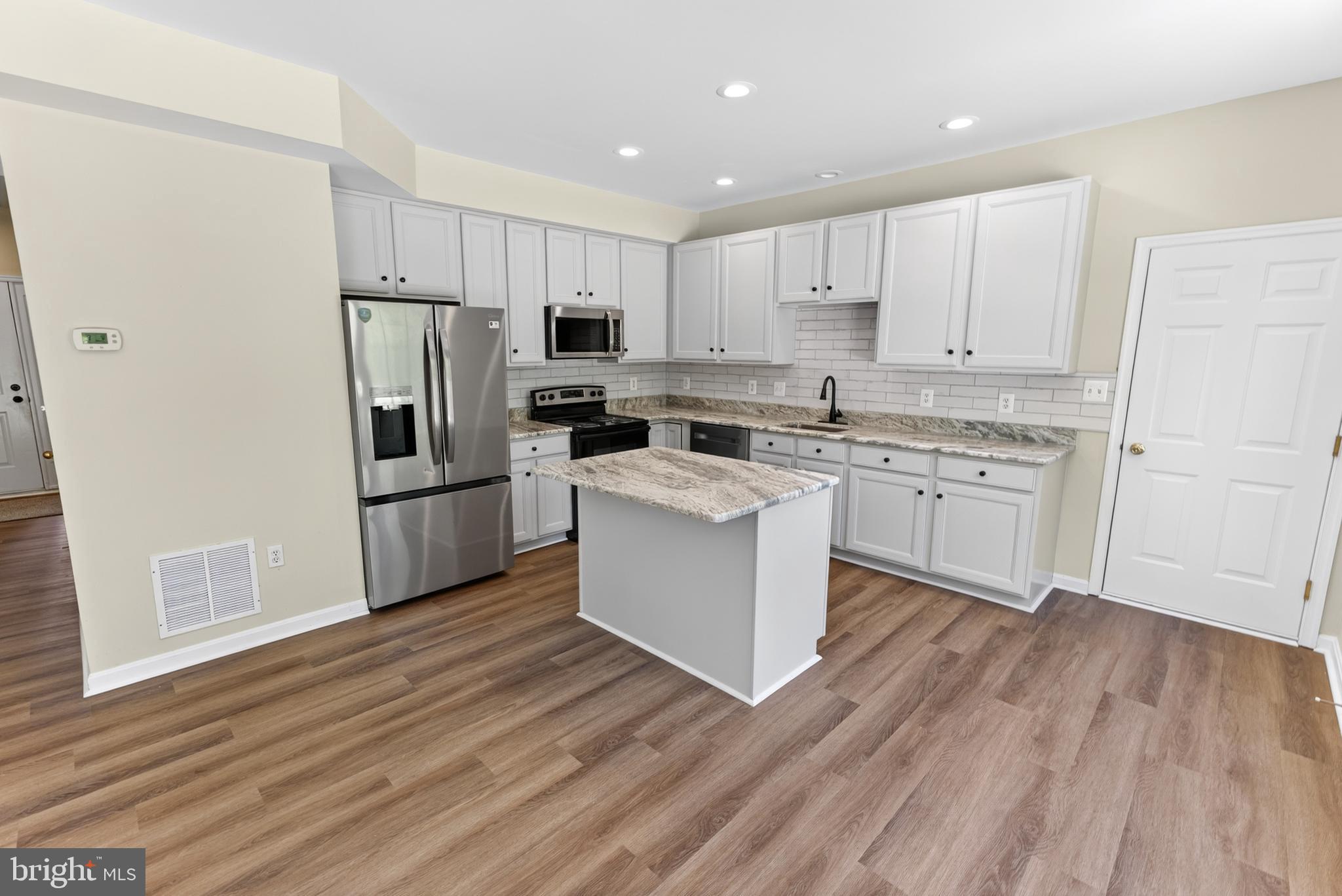 502 KATHRYN COURT