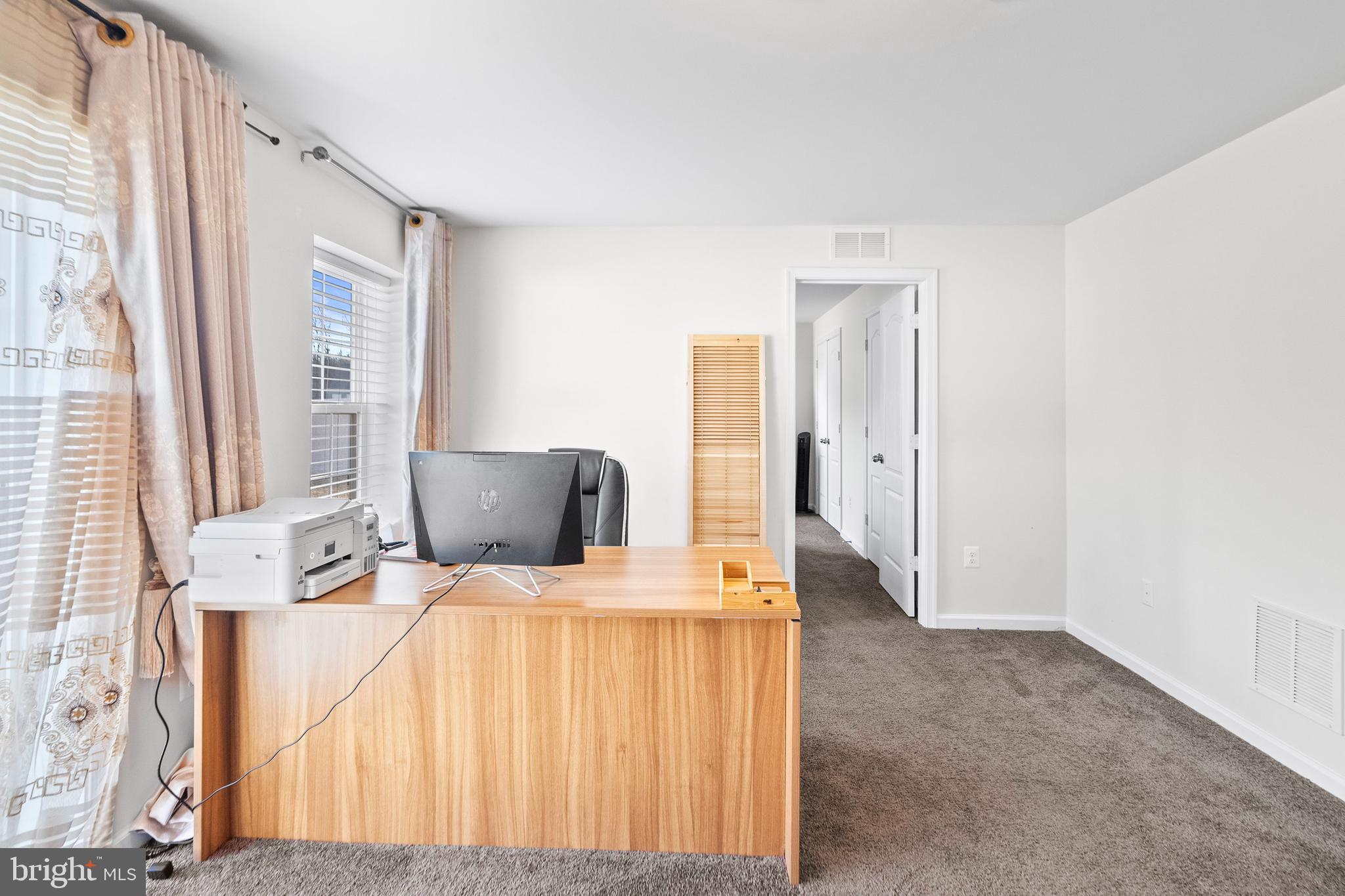 MEADOWBROOK - Residential