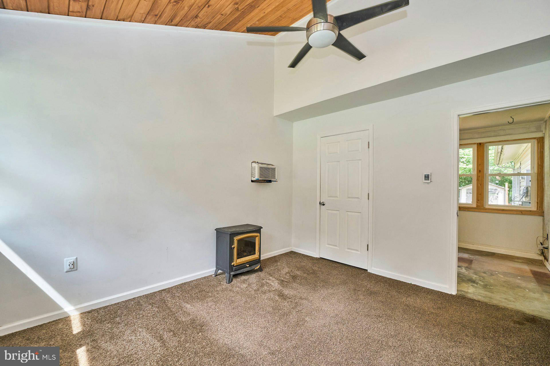 SUGARLAND RUN - Residential