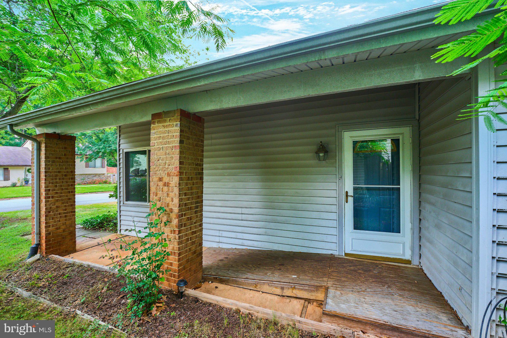 125 AVONDALE DRIVE