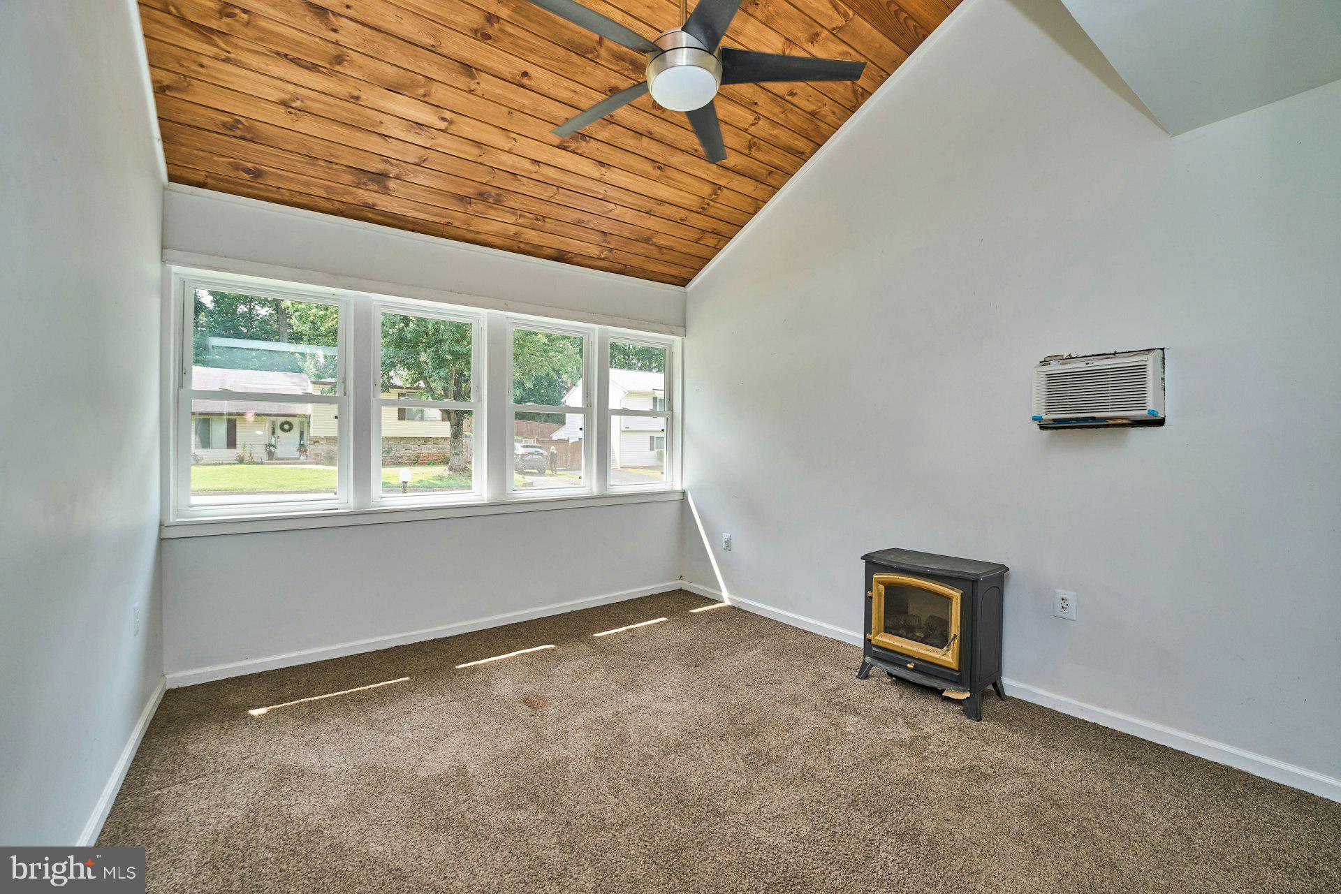 SUGARLAND RUN - Residential