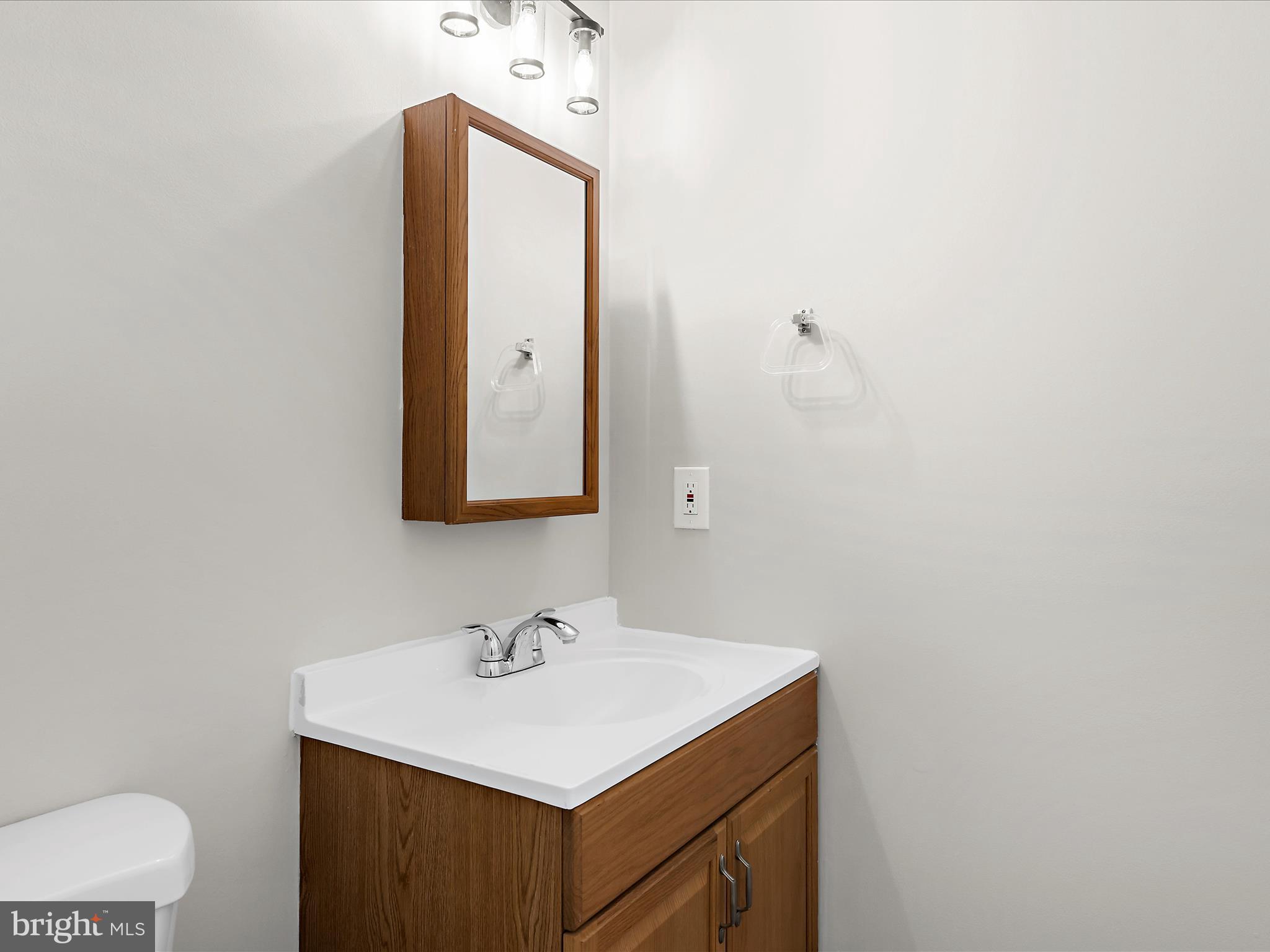 ELIZABETHS LANDING - Residential