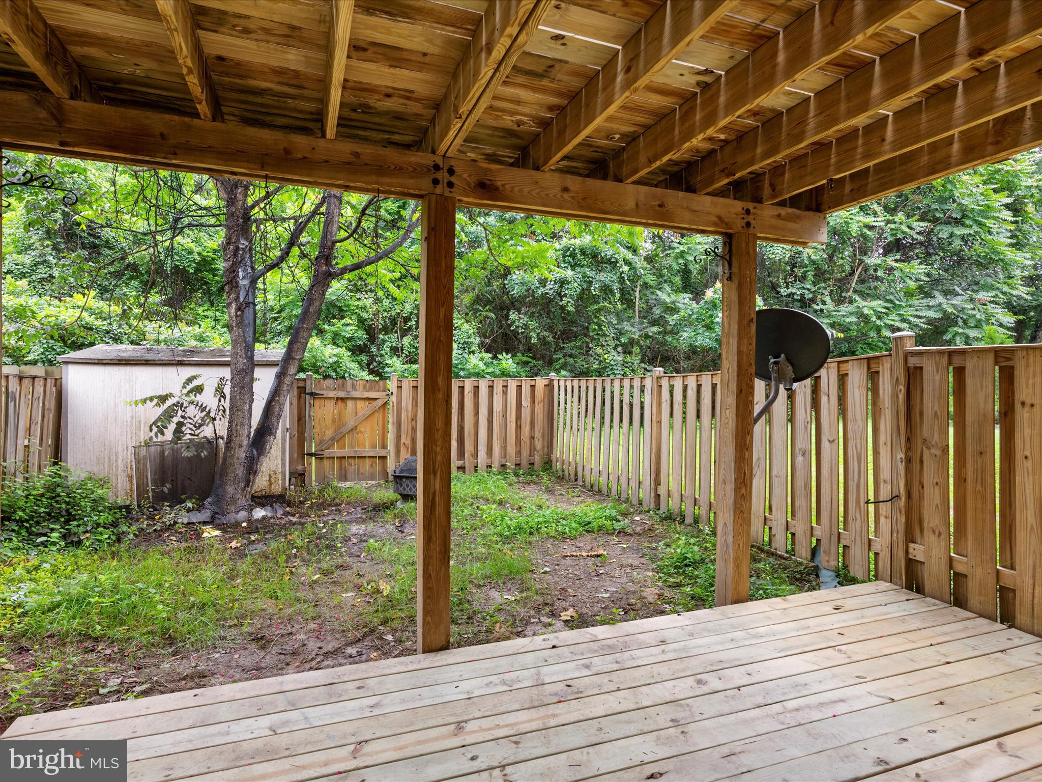 ELIZABETHS LANDING - Residential