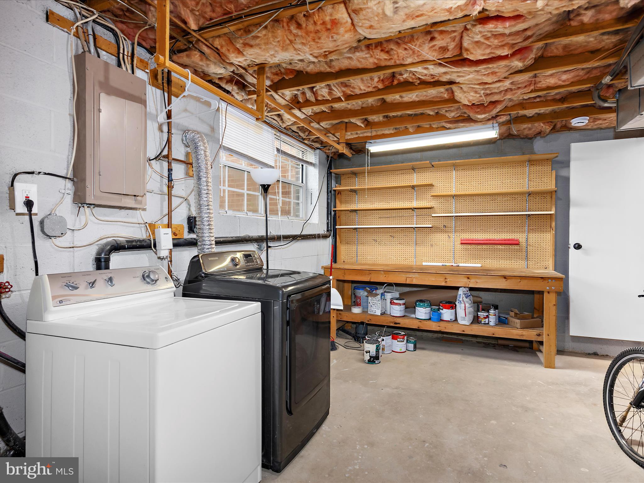 ELIZABETHS LANDING - Residential