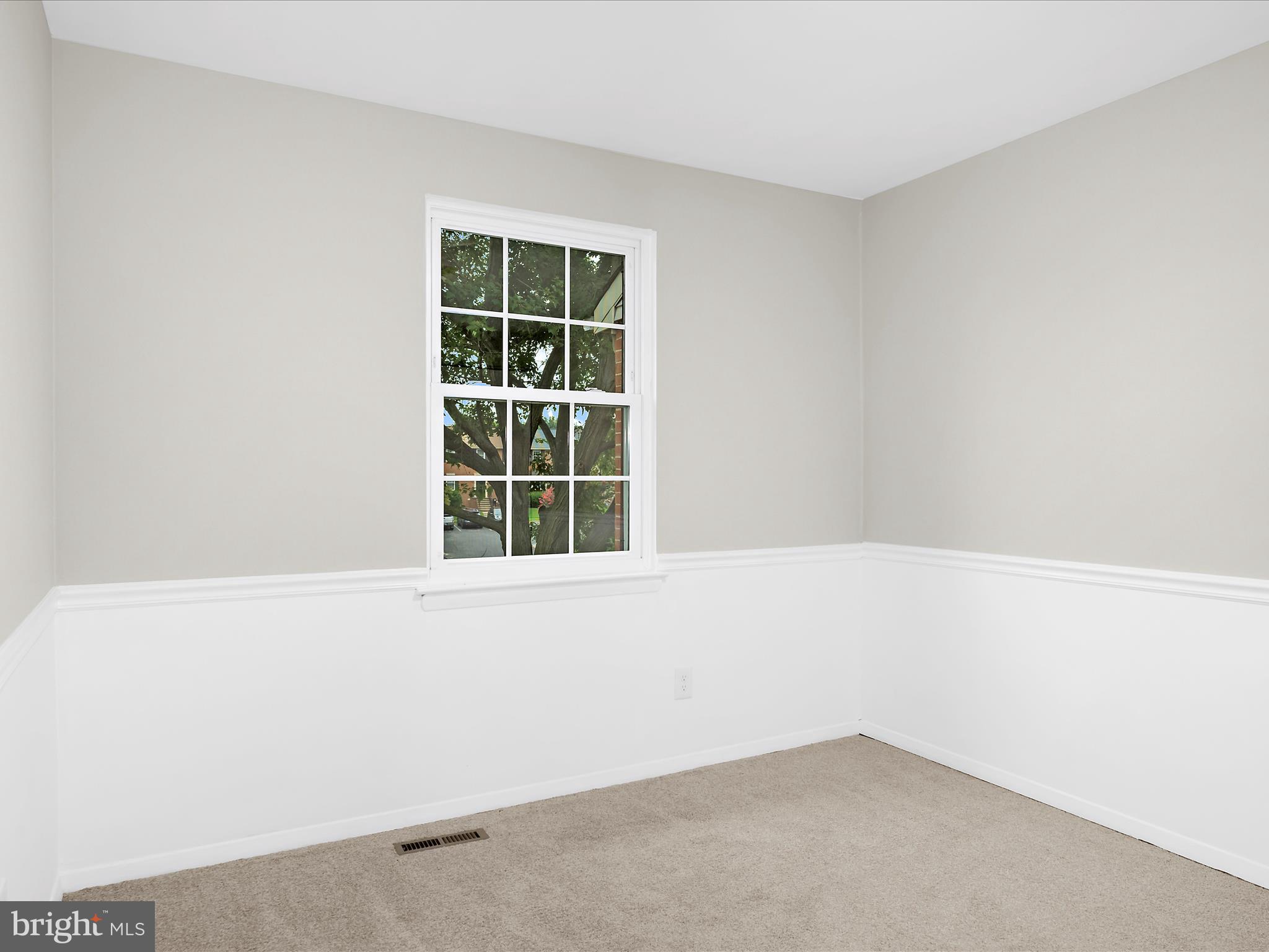 ELIZABETHS LANDING - Residential